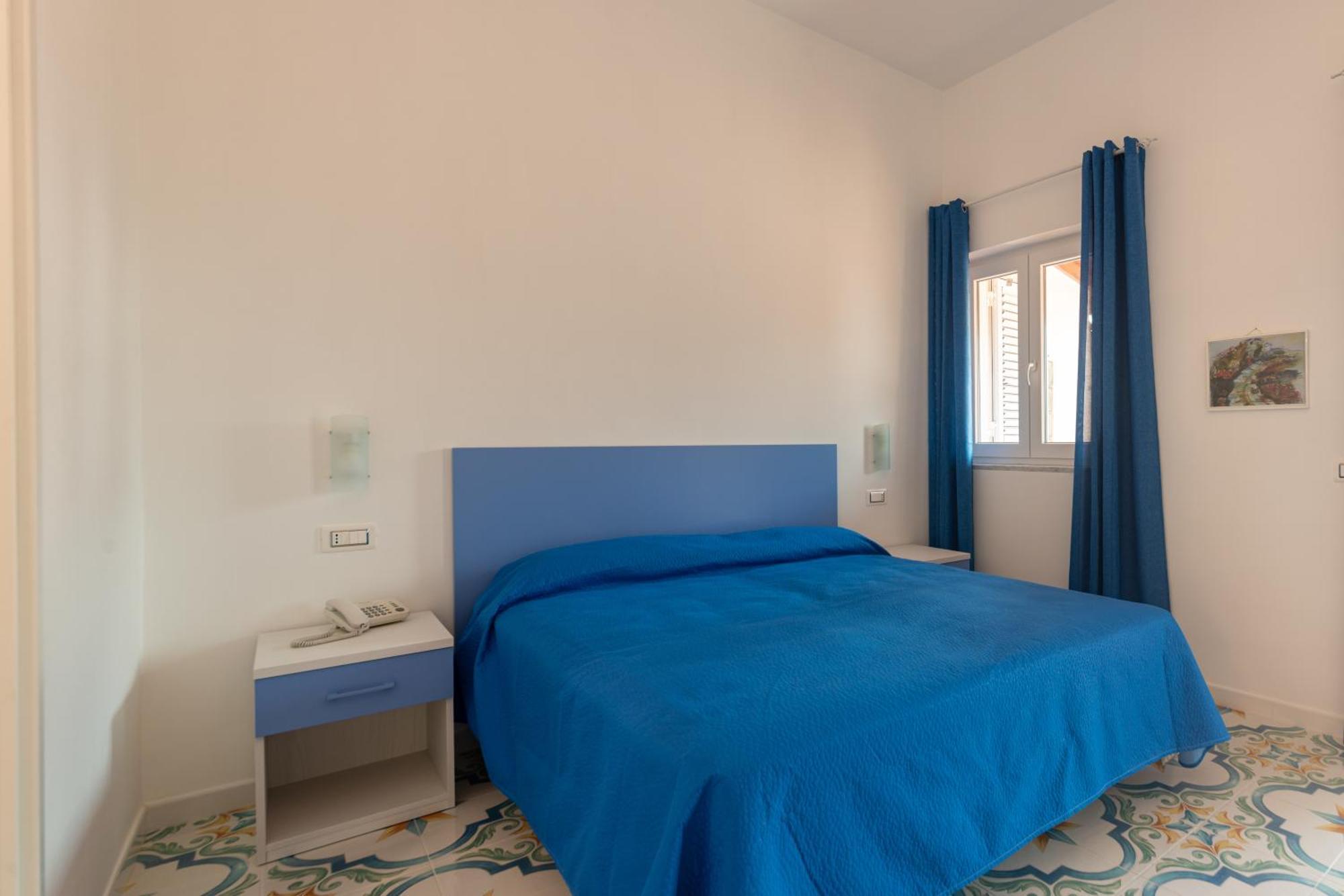 Triple Room with Pool View