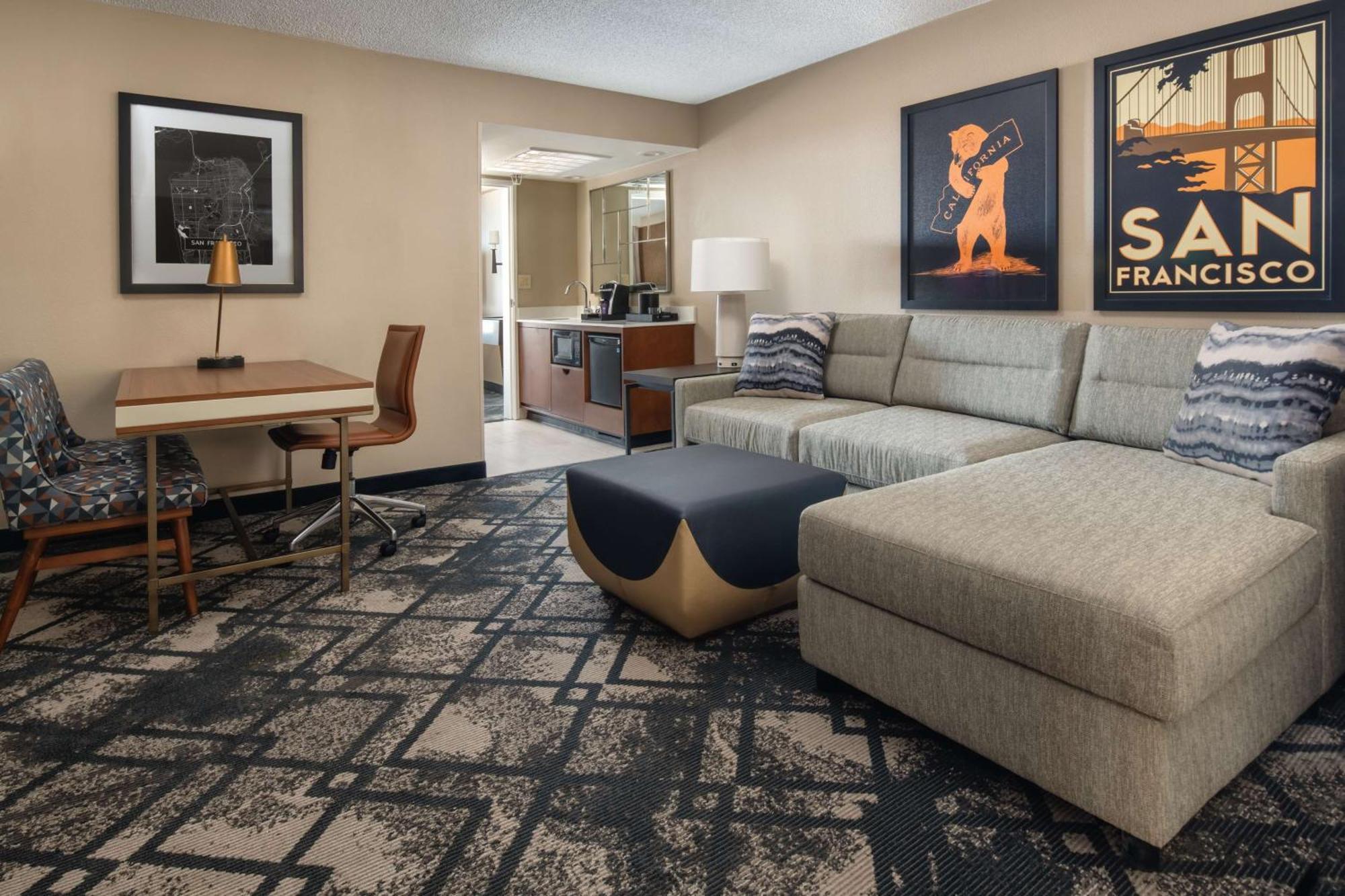 King Studio Suite