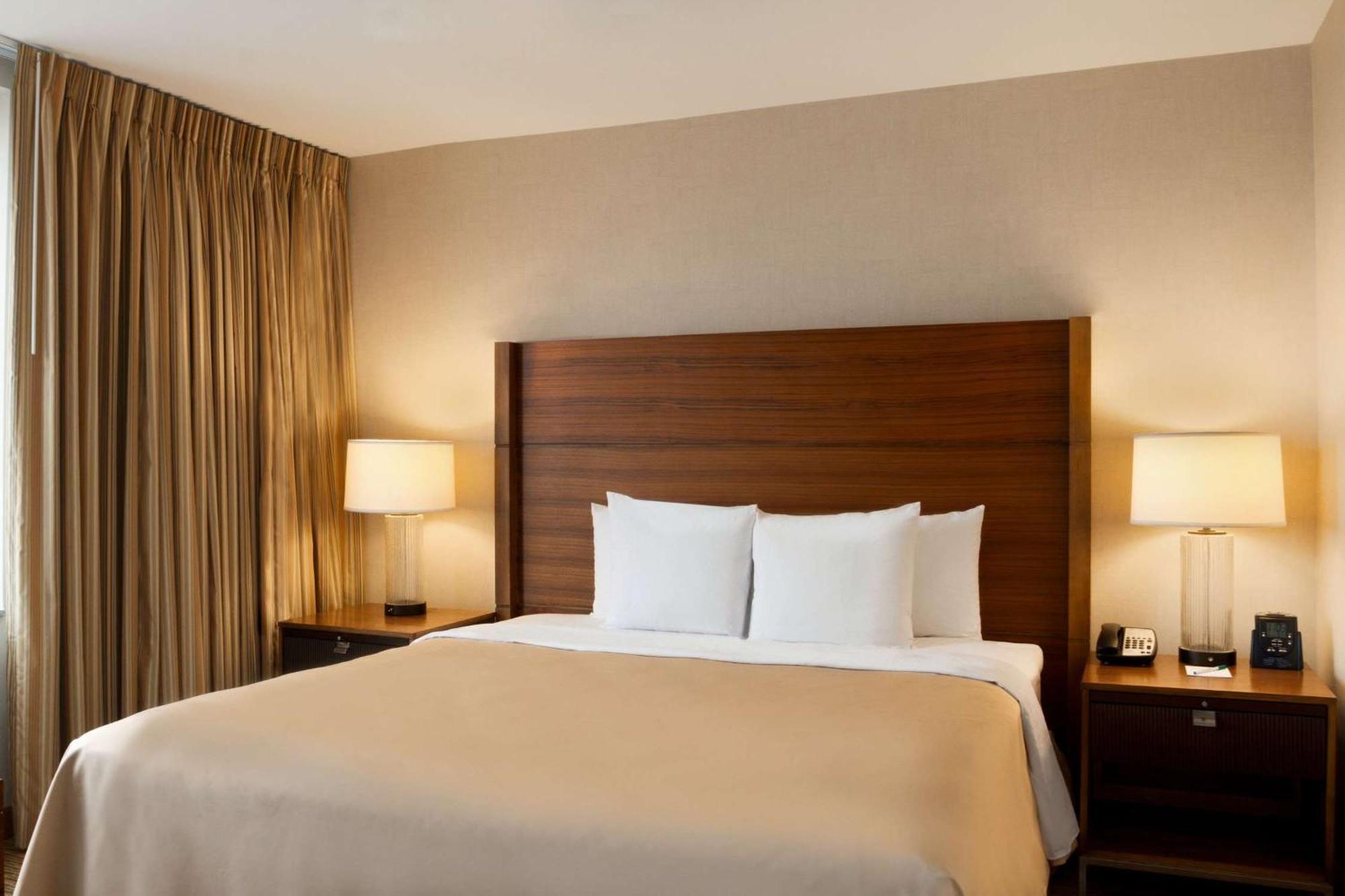 One-Bedroom King Suite with City View