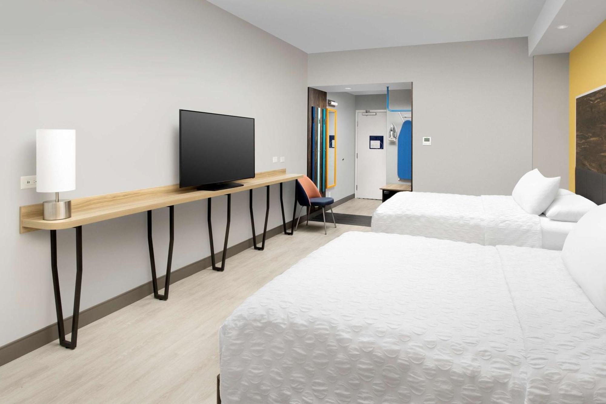 Habitación - 2 camas grandes - Adaptada para personas con discapacidad auditiva
