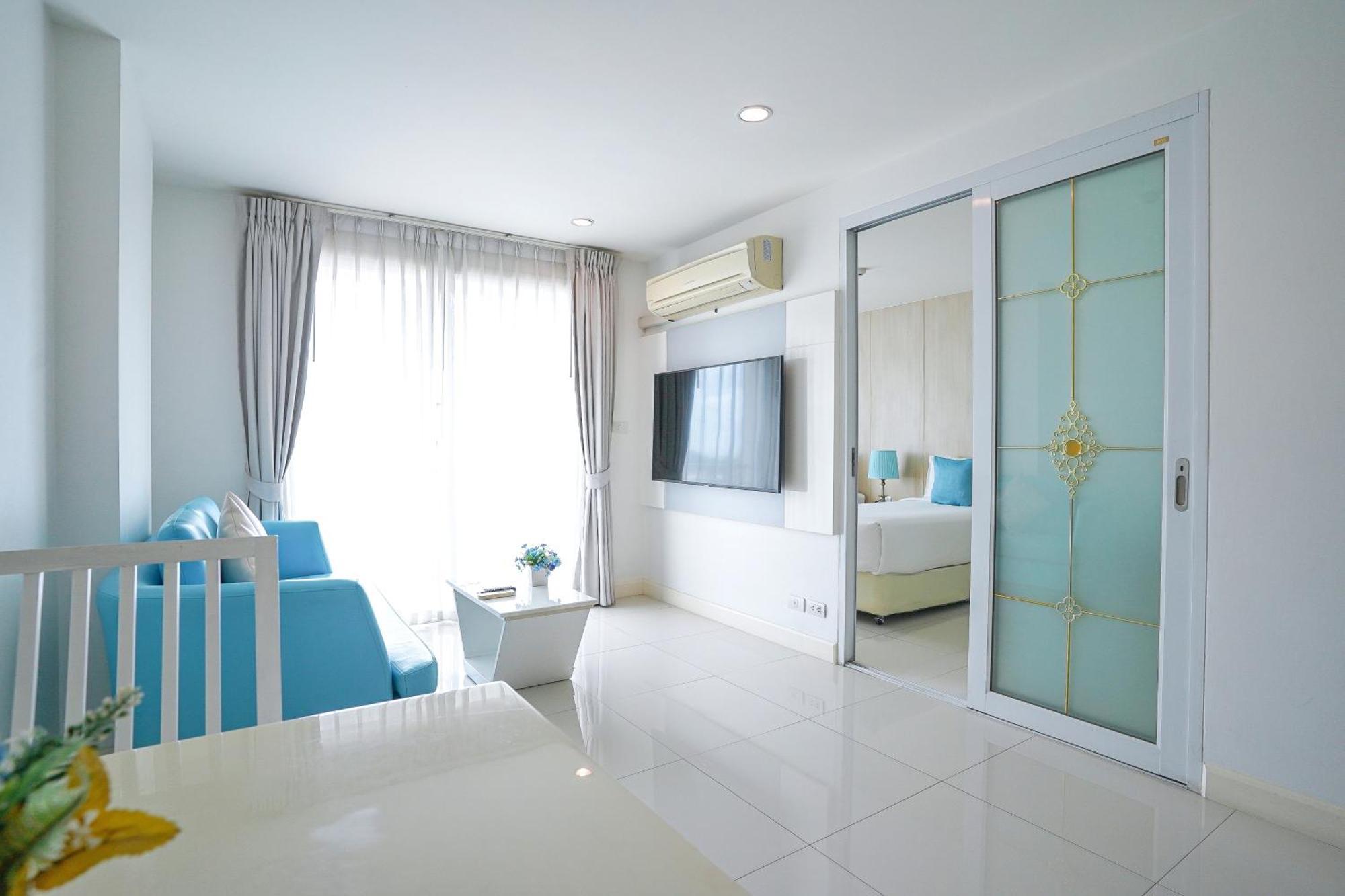 Junior Suite,1588137588:JPEG