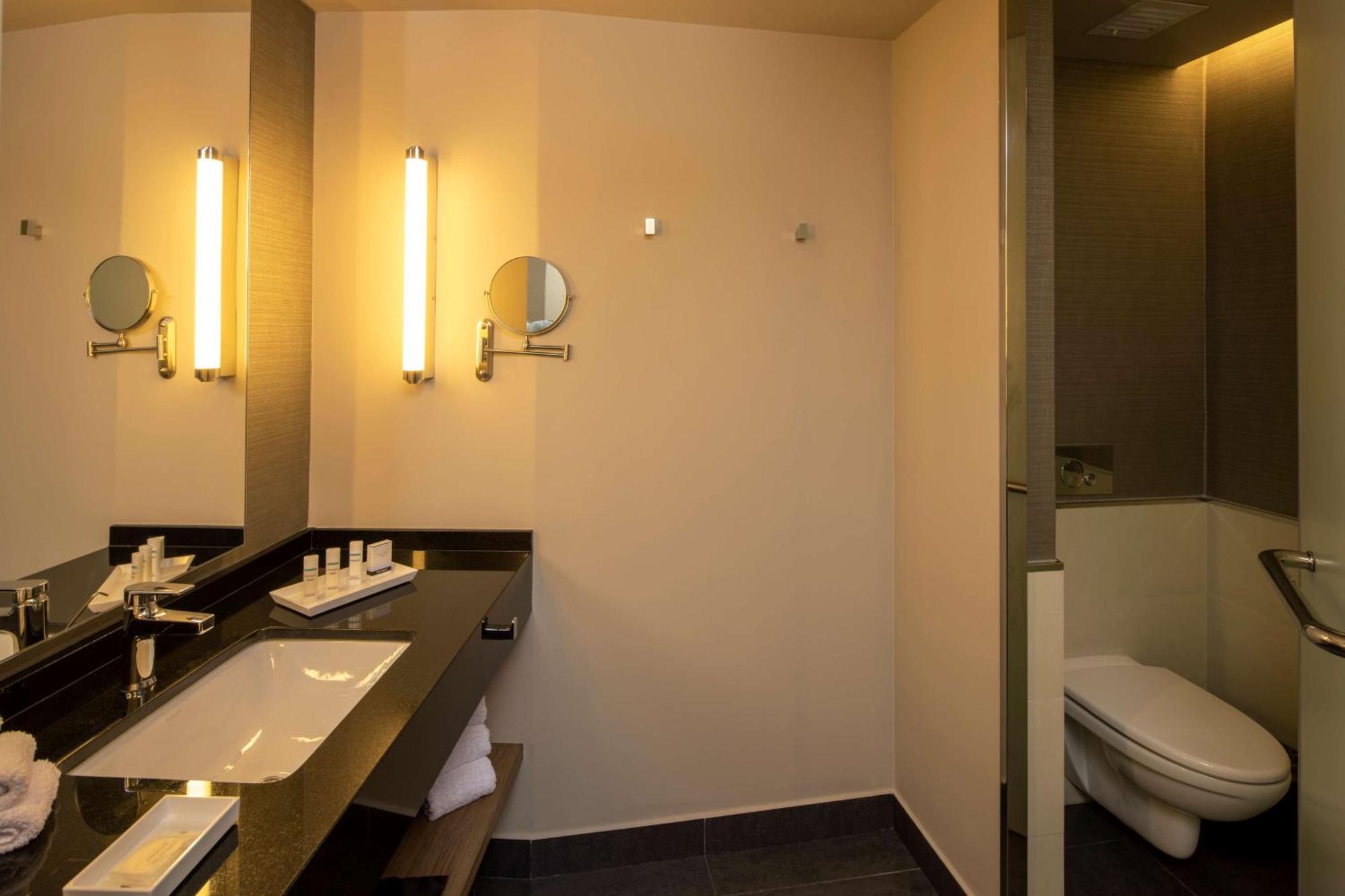 Suite Junior Lit Queen-Size
