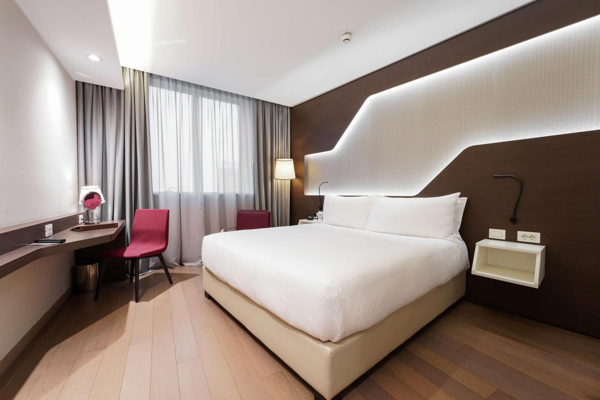 King Guest Room