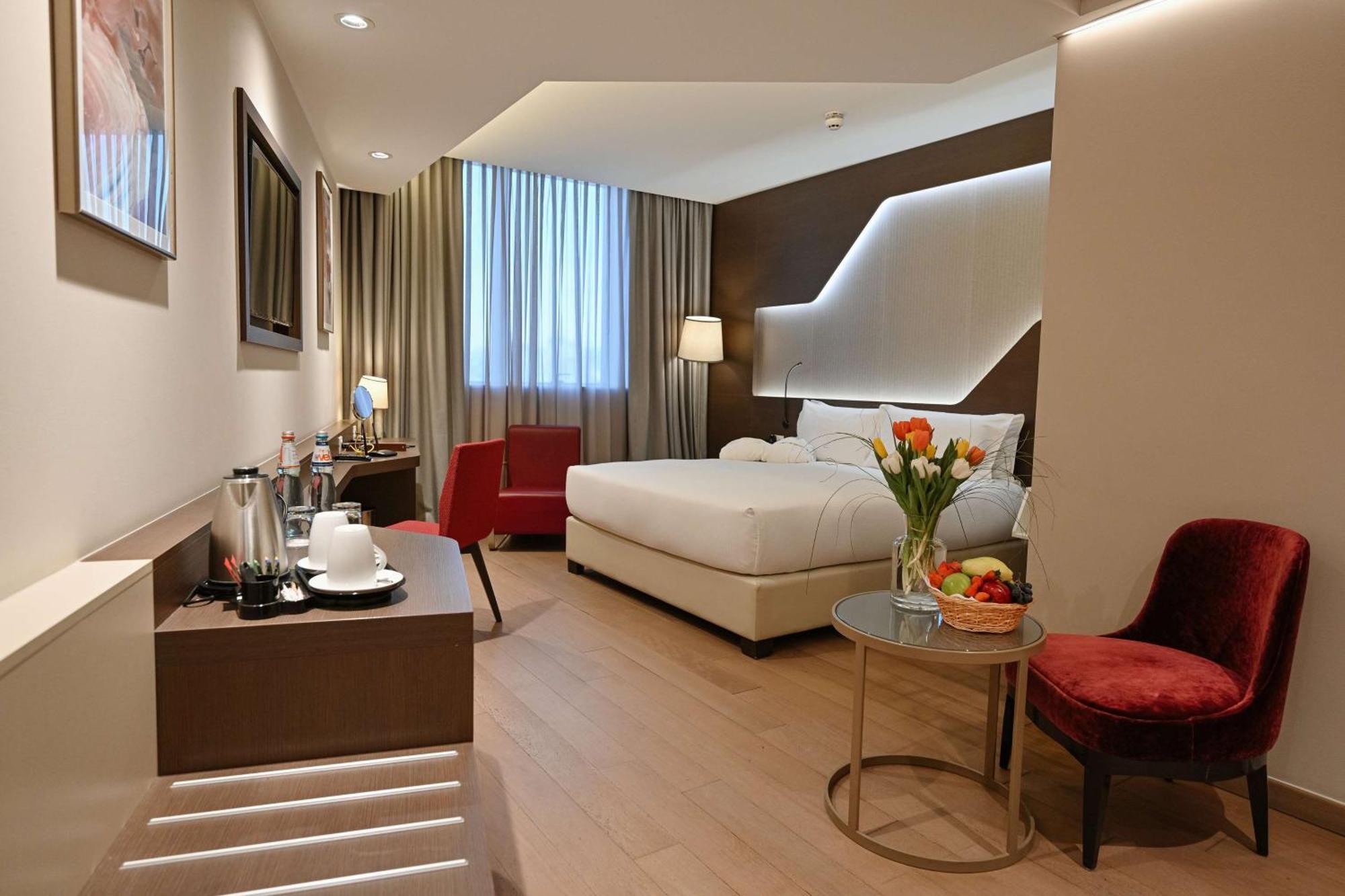 Deluxe King Room