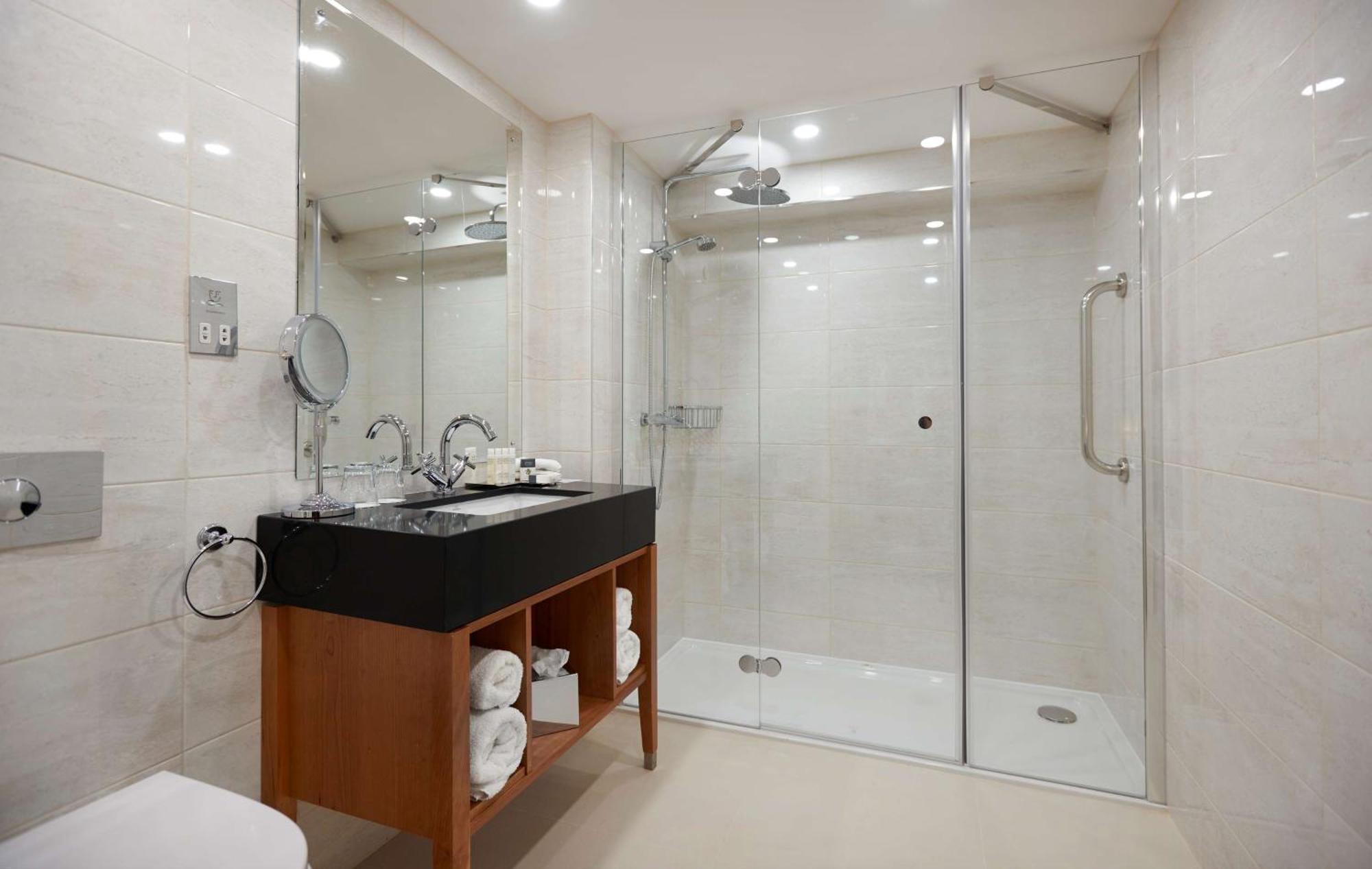 King Guest Room