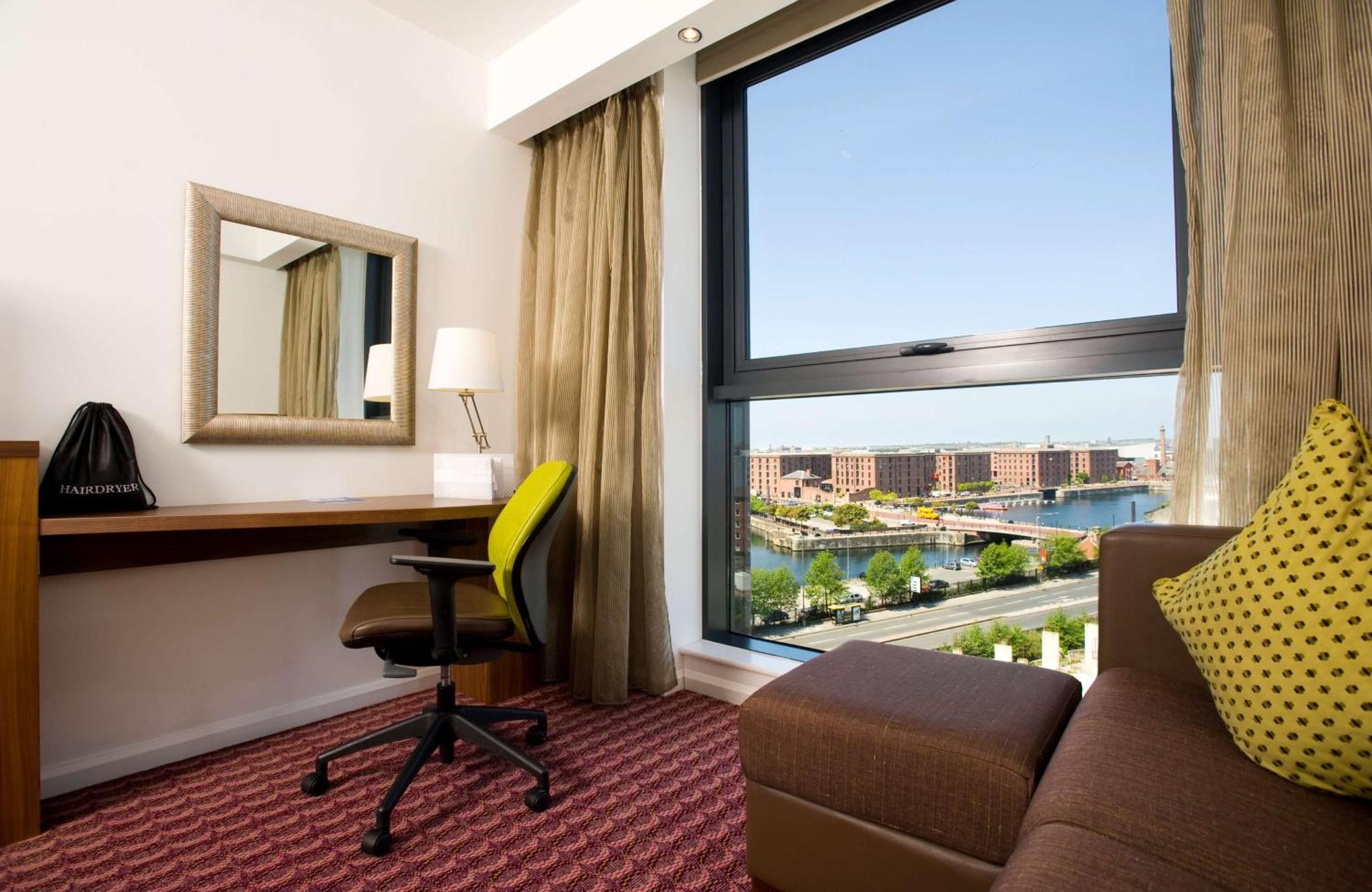 Queen Room Dock View Sofa Bed