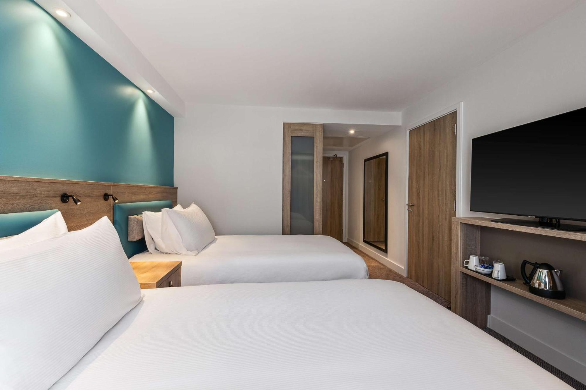 Twin Room - Mobility Access