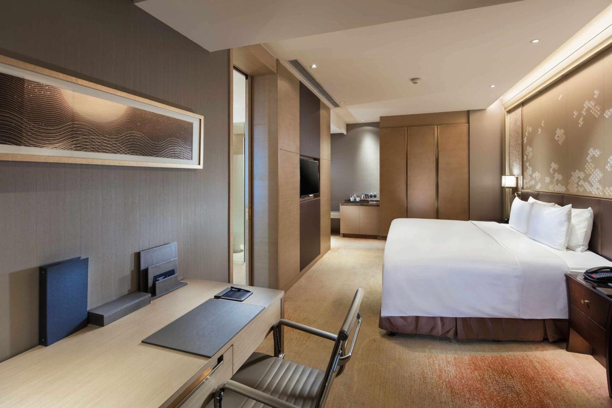 King Guest Room