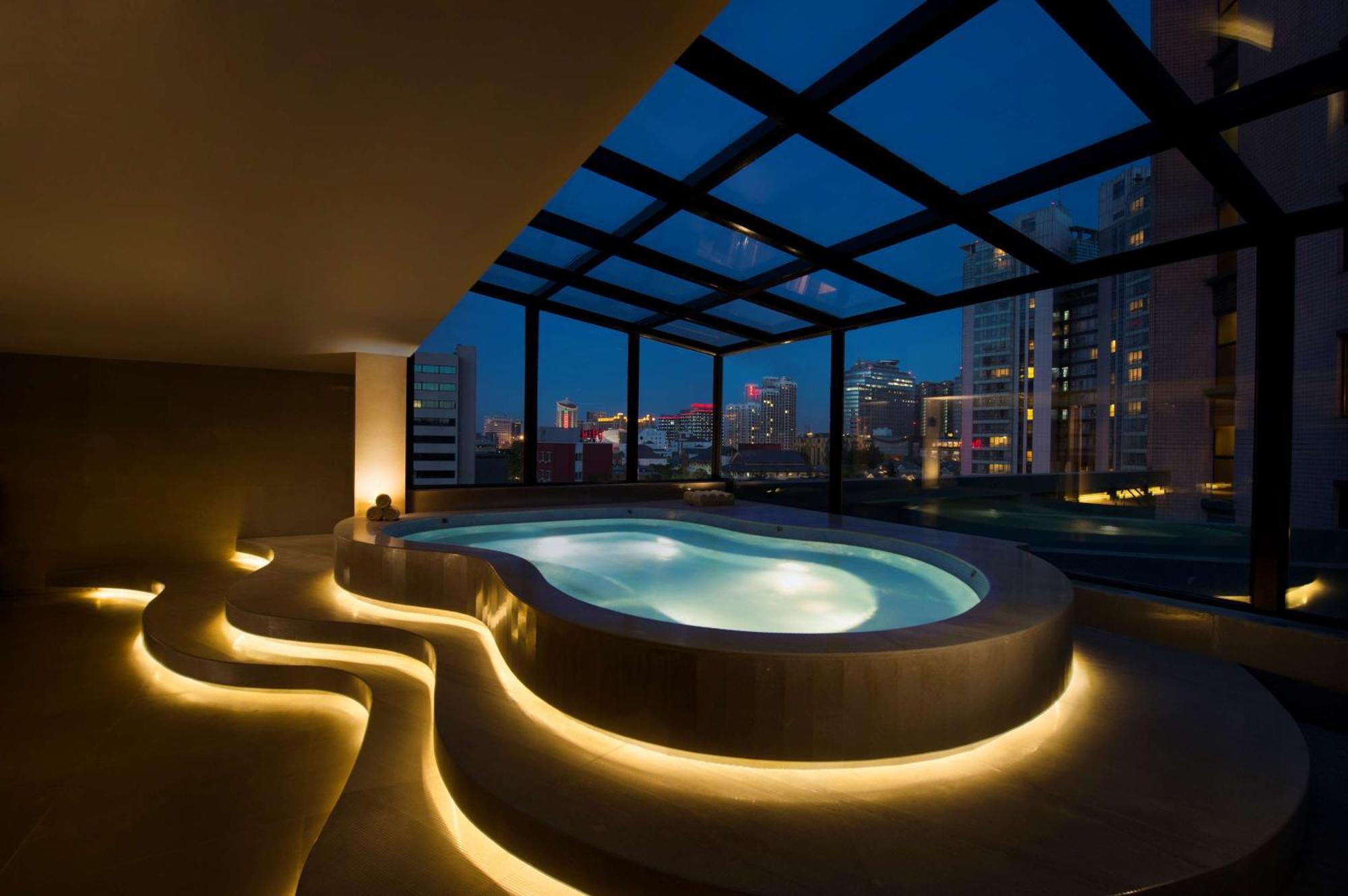 Executive King Room,1552641223:JPEG