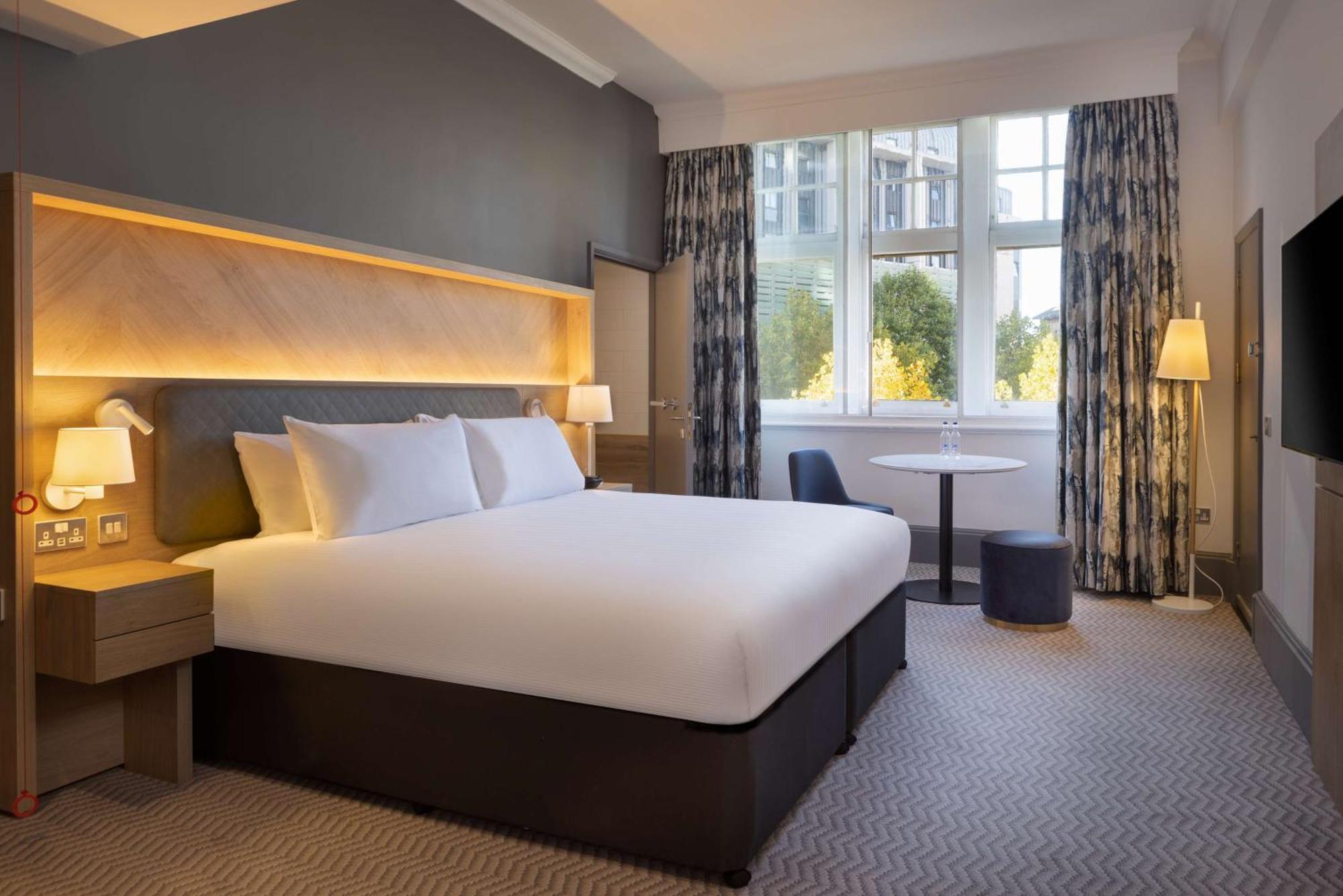 King Room Mobility Access