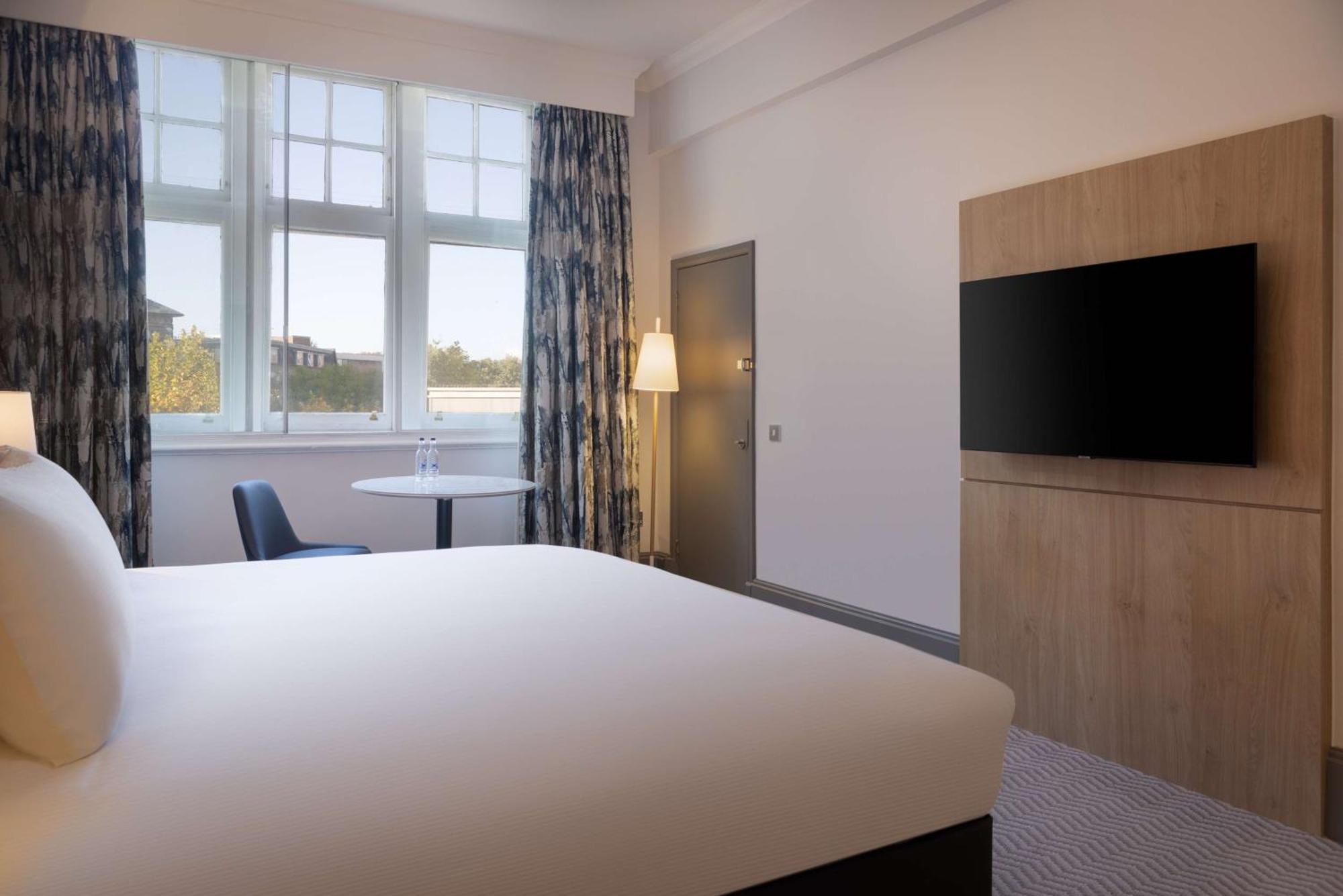 King Room Mobility Access