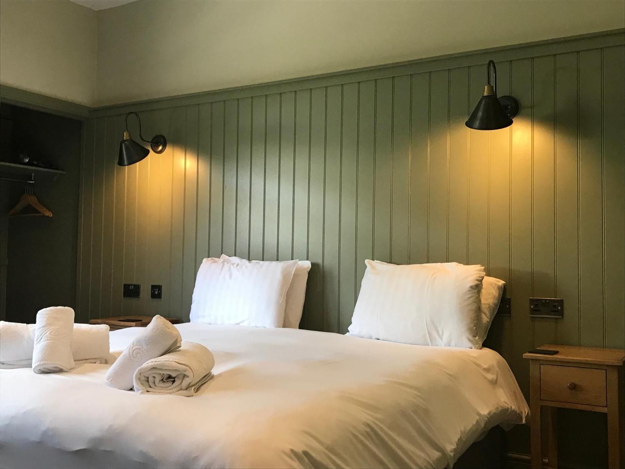Double Room with Mountain View (Dog-Friendly)