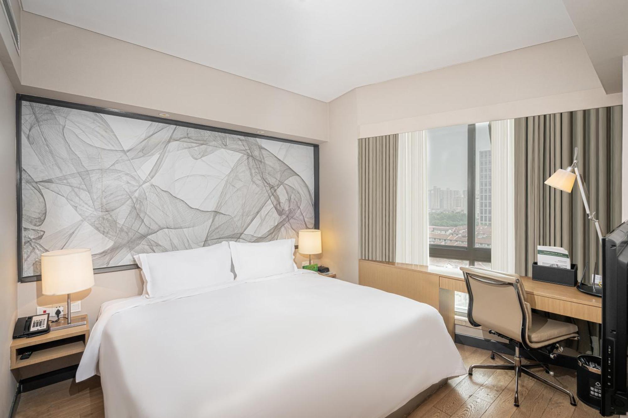 One-Bedroom Deluxe