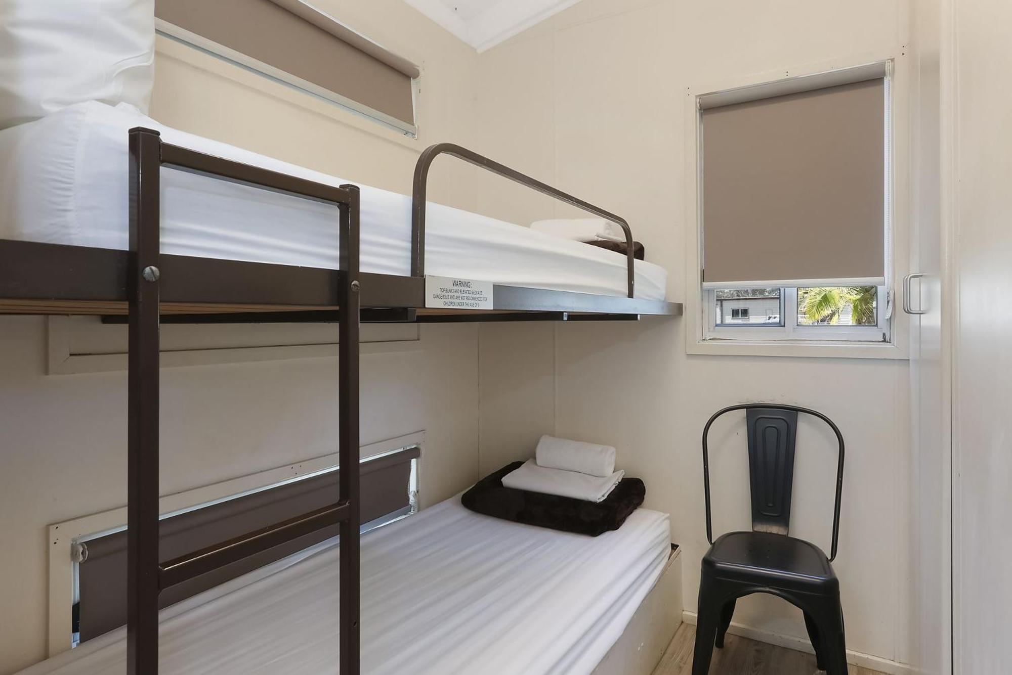 Standard Cabin - Sleeps 4 - Dog Friendly