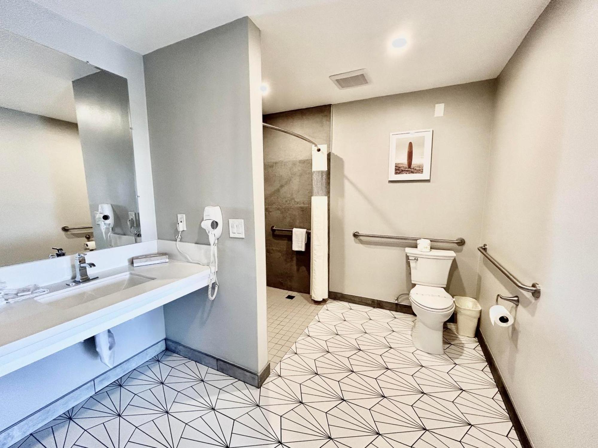 Accessible Double Full