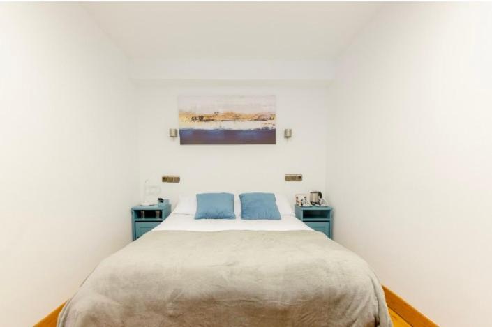Double Room with Private External Bathroom