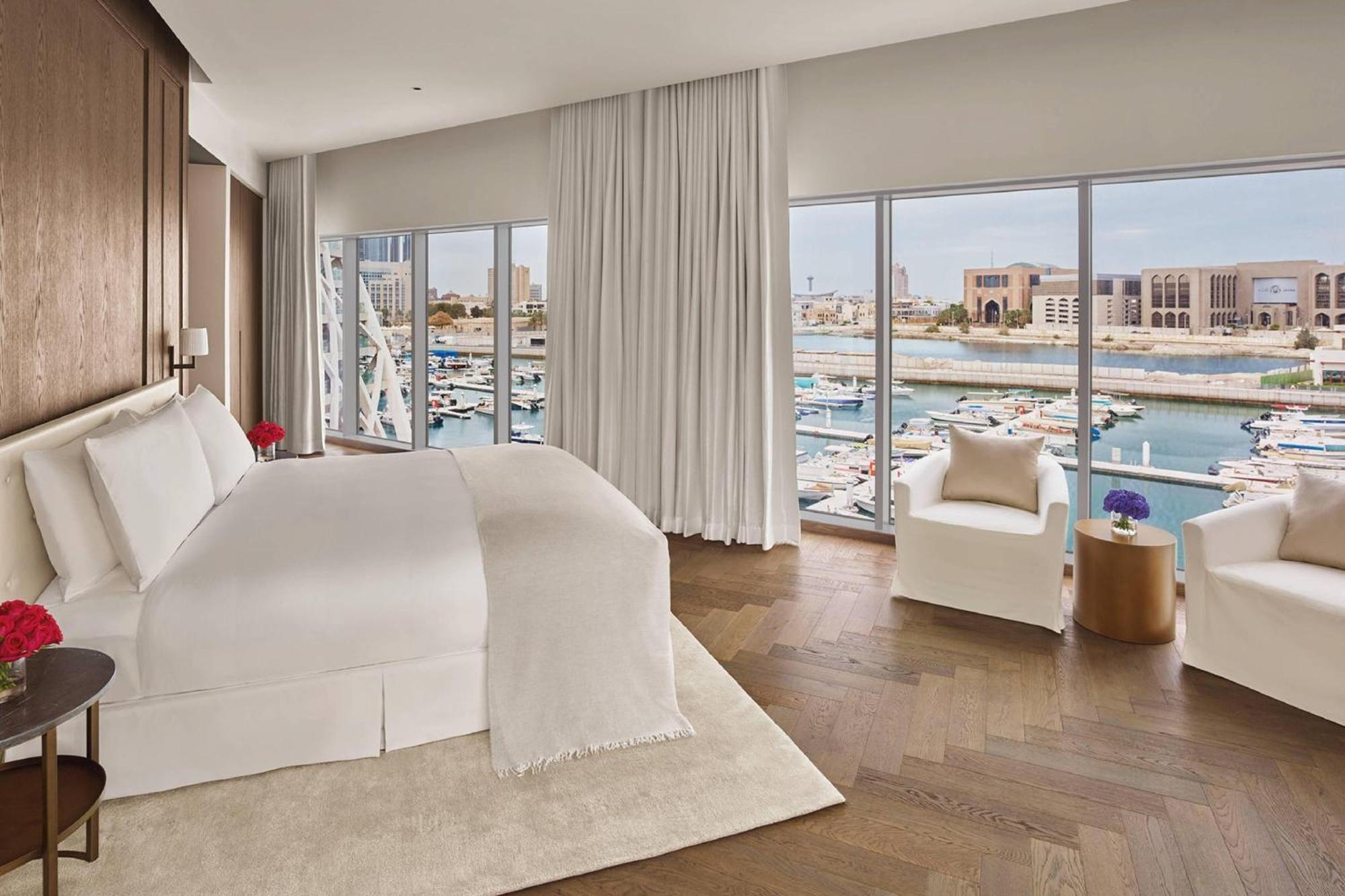 Premier King Suite Marina View