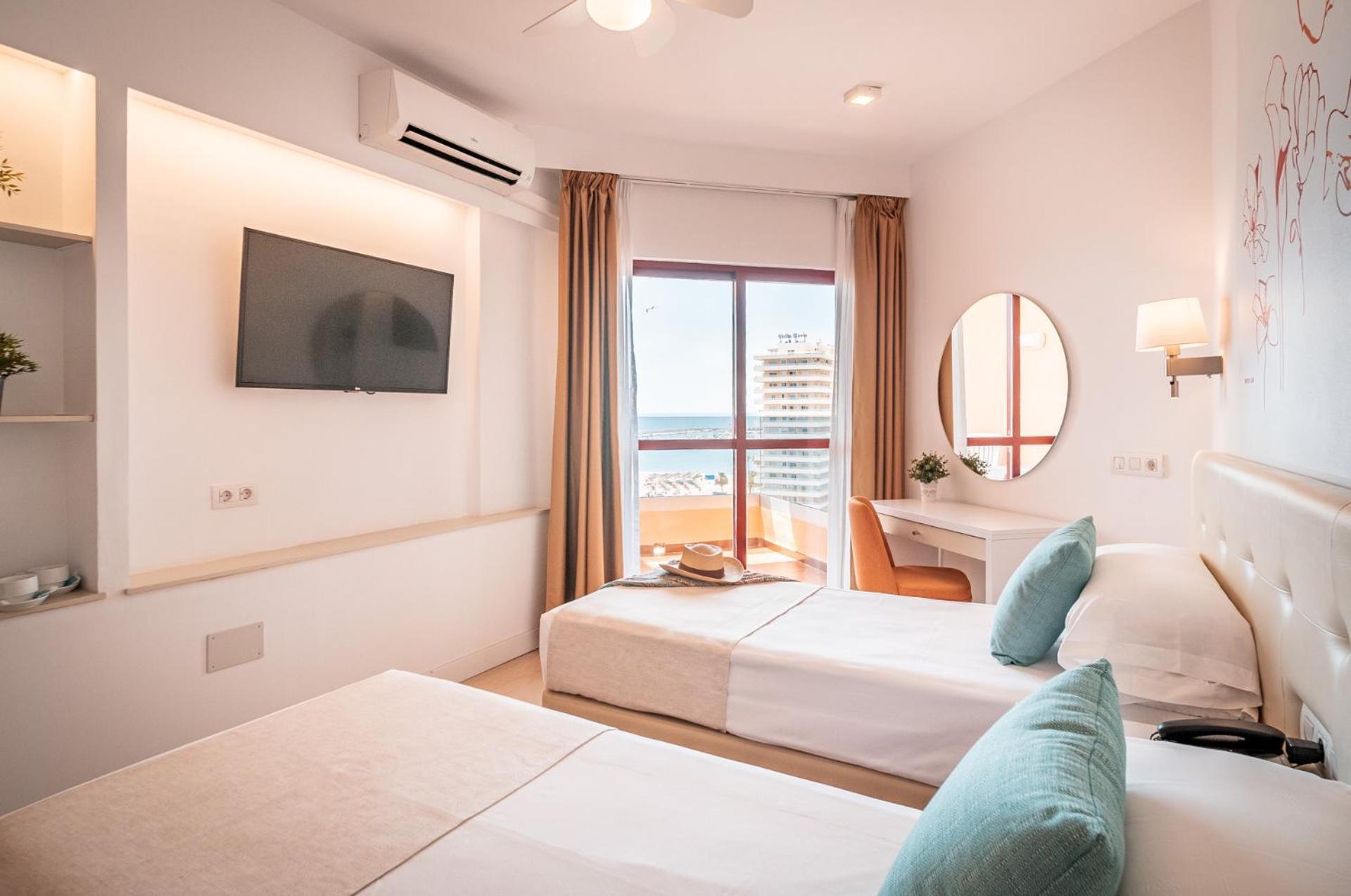 Chambre Double ou Lits Jumeaux - Vue sur Mer