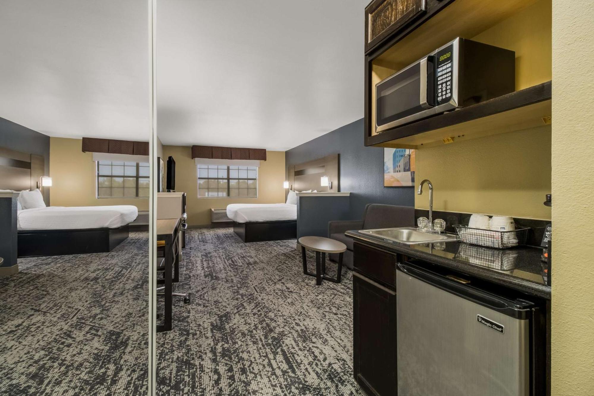 King Suite Disability Access or Non-Smoking