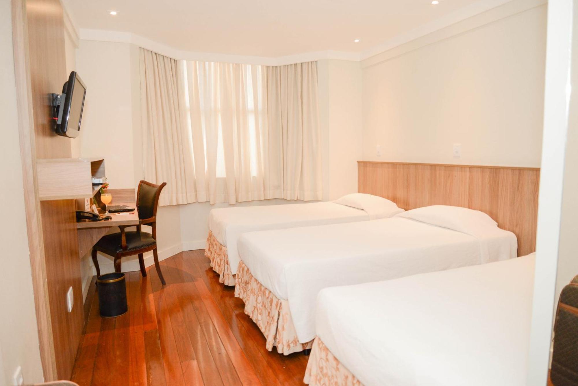 Quarto Triplo Luxo