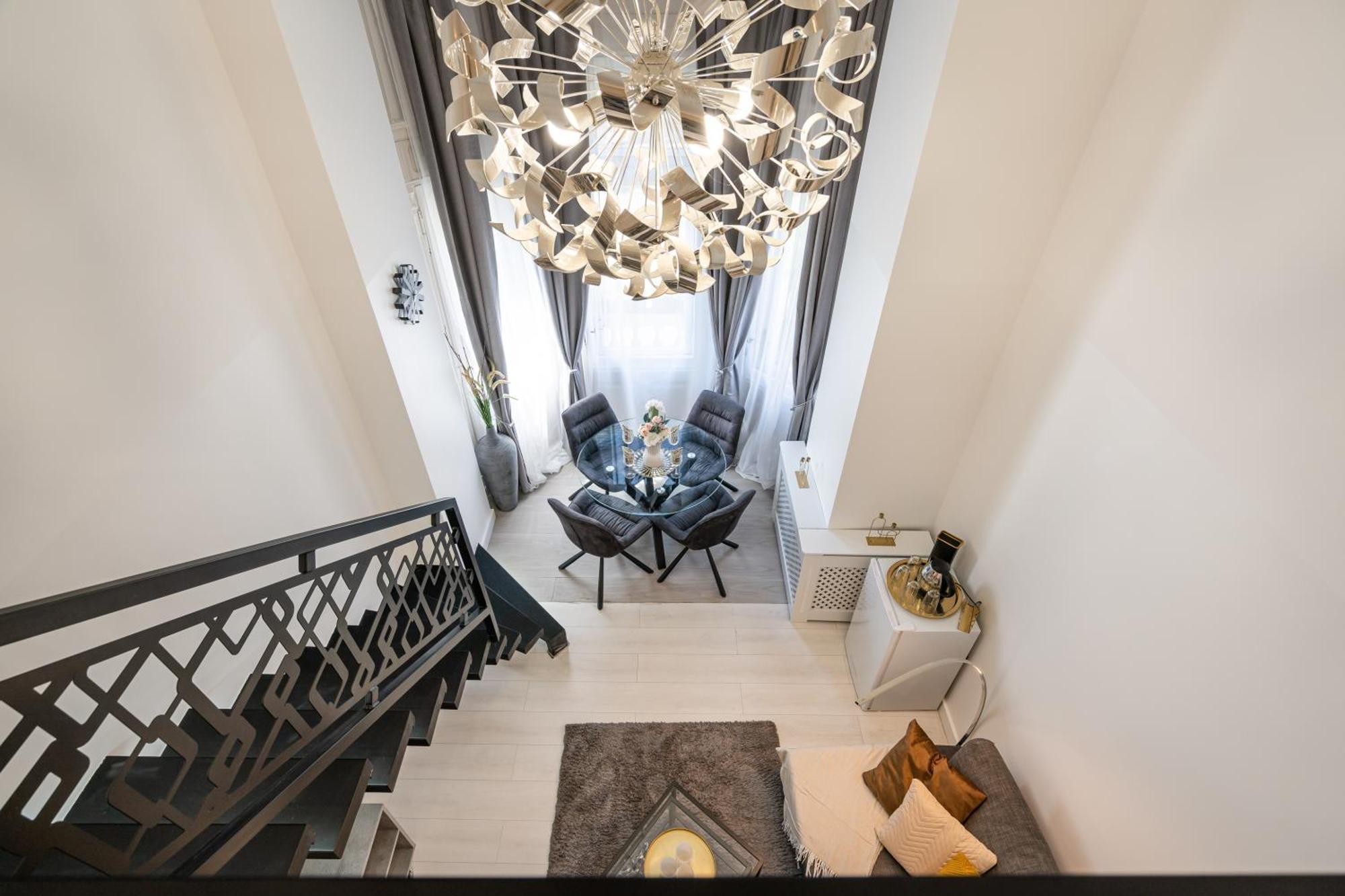 Twin Room Balcony,1554135511:JPEG