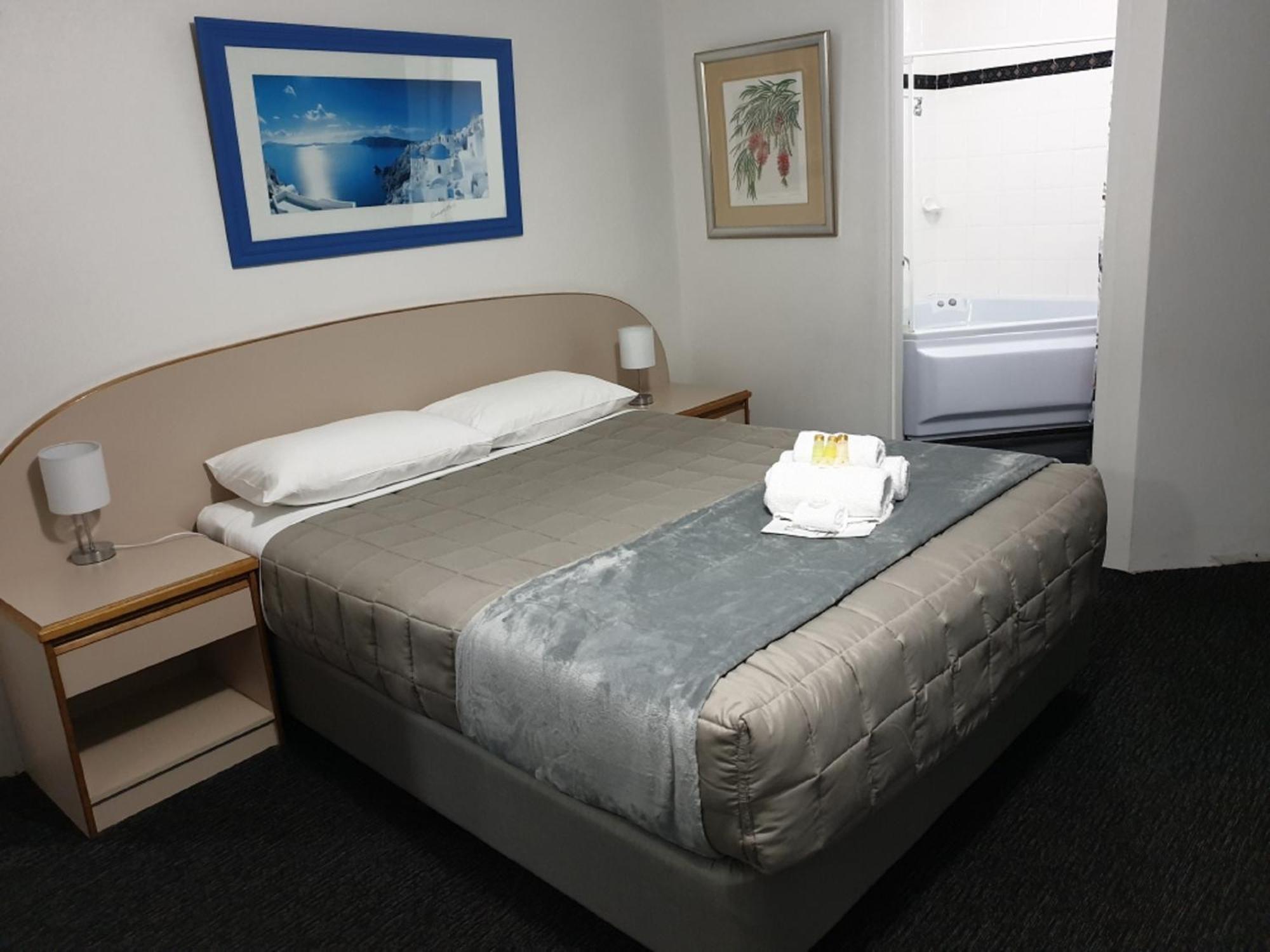 Superior Queen Room