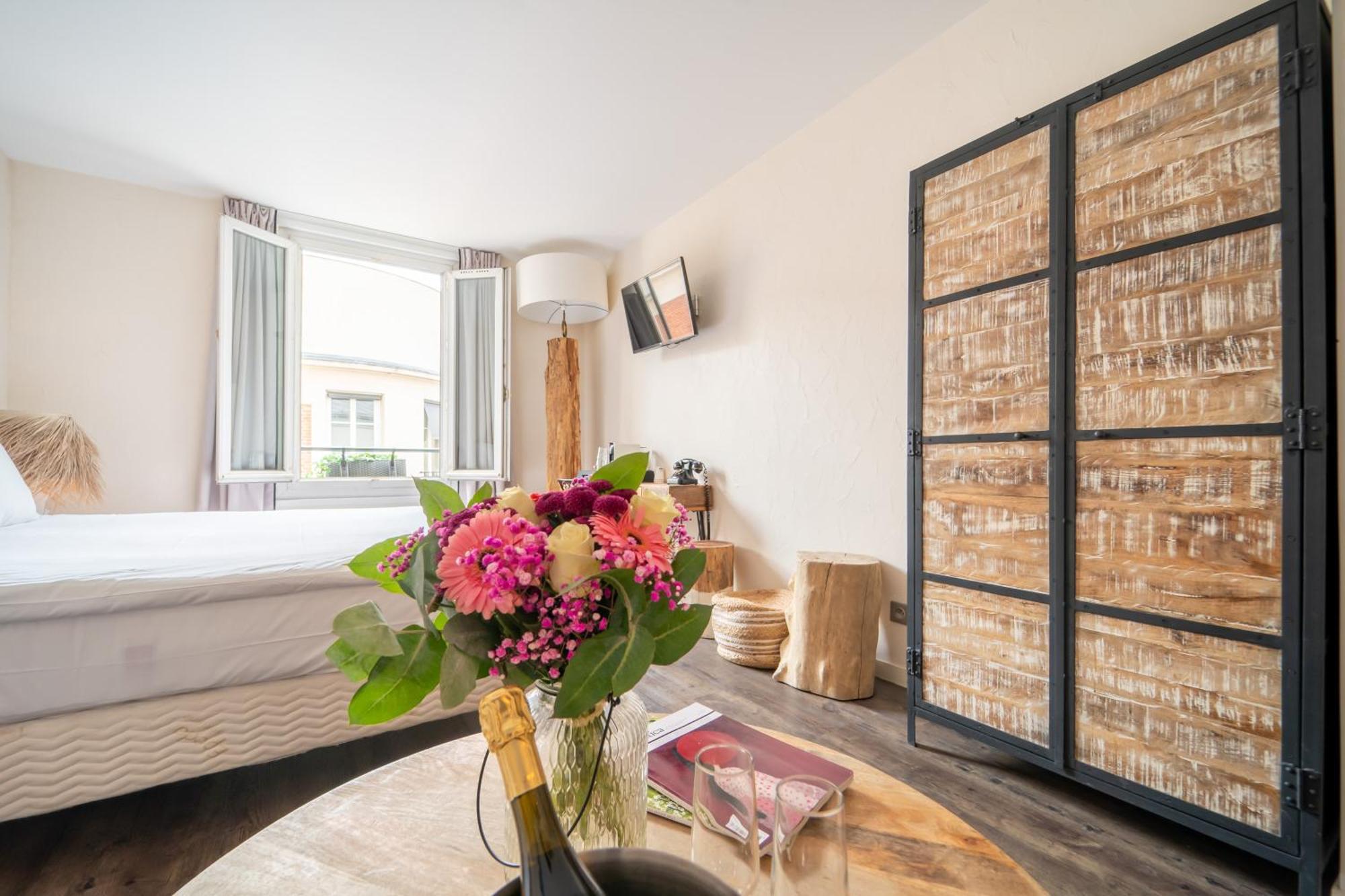 Suite Grand lit double lit simple