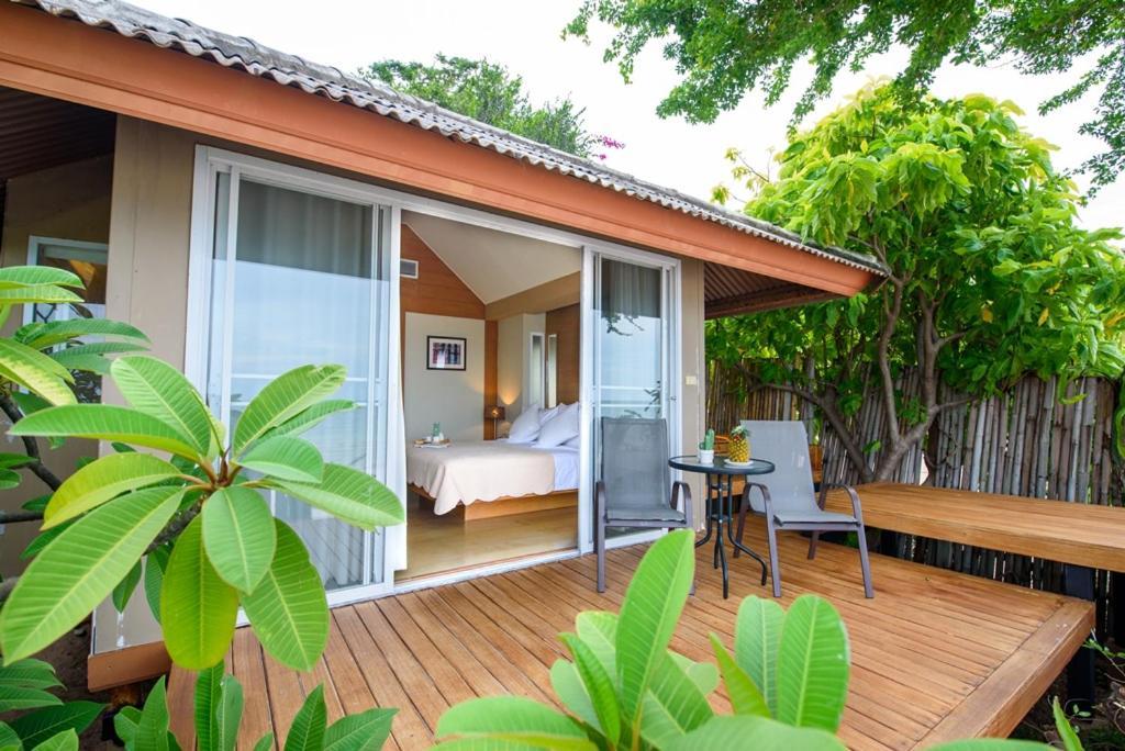Veranda on Sea