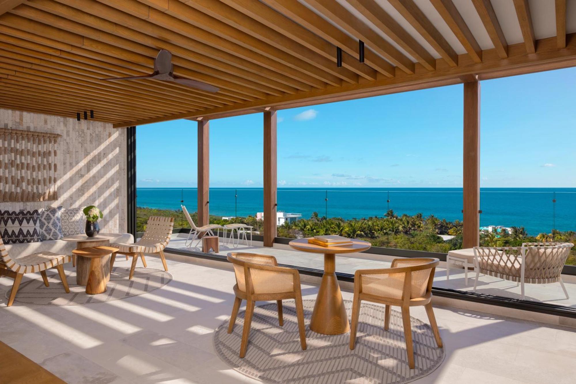 Honeymoon Suite with Ocean View