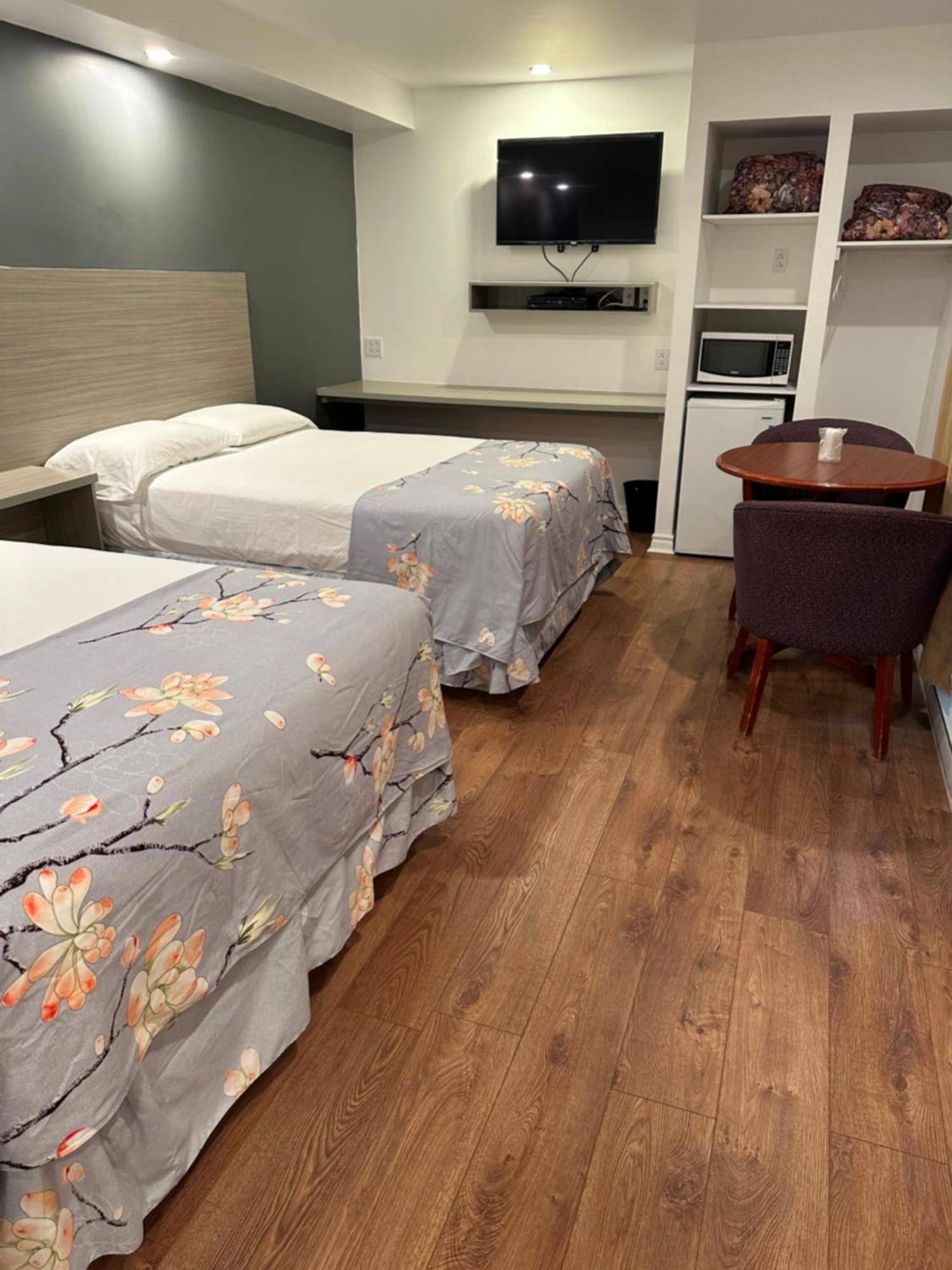 Double Room Two Double Beds Non Smoking,1554909718:JPEG