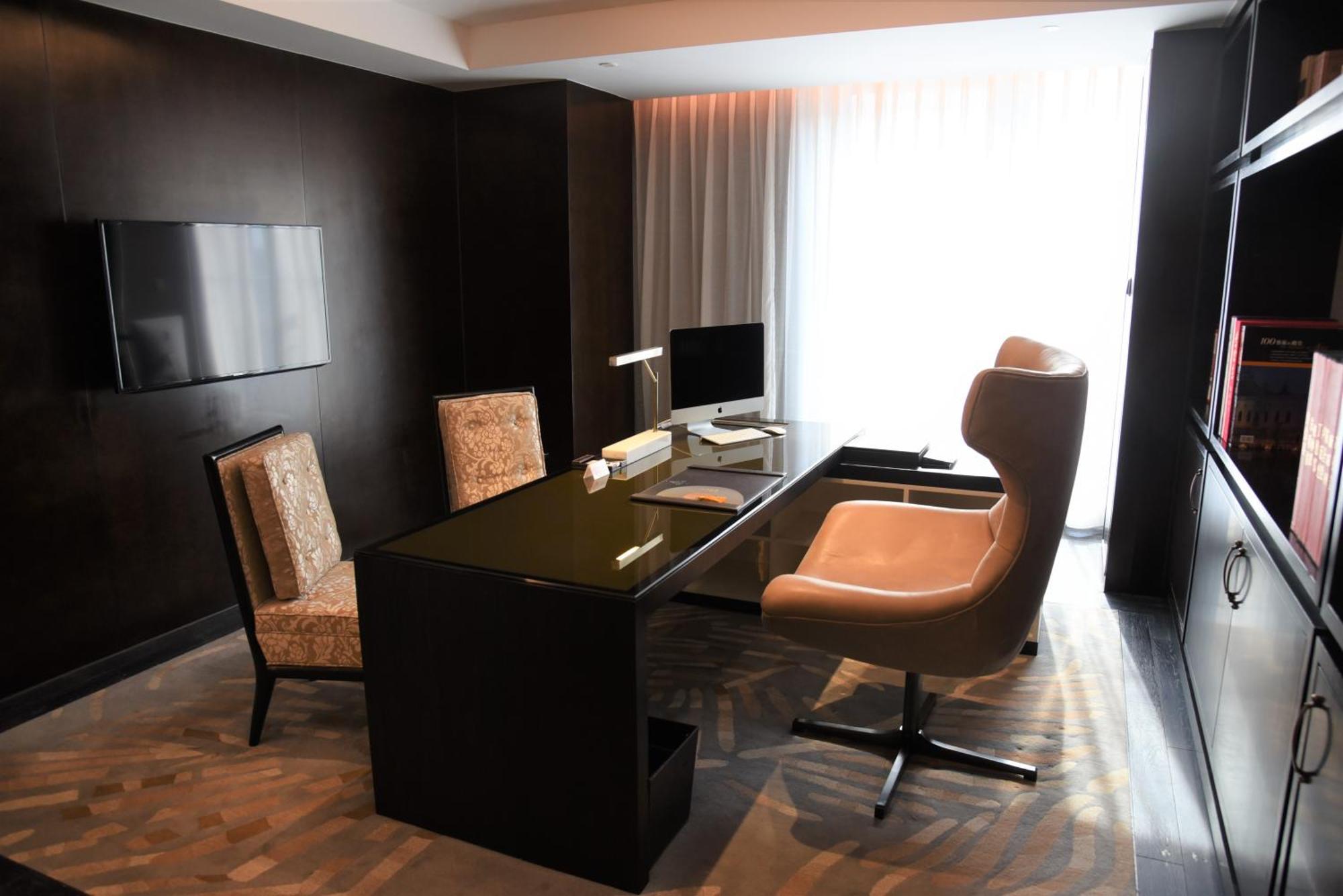 Premier Selection Suite