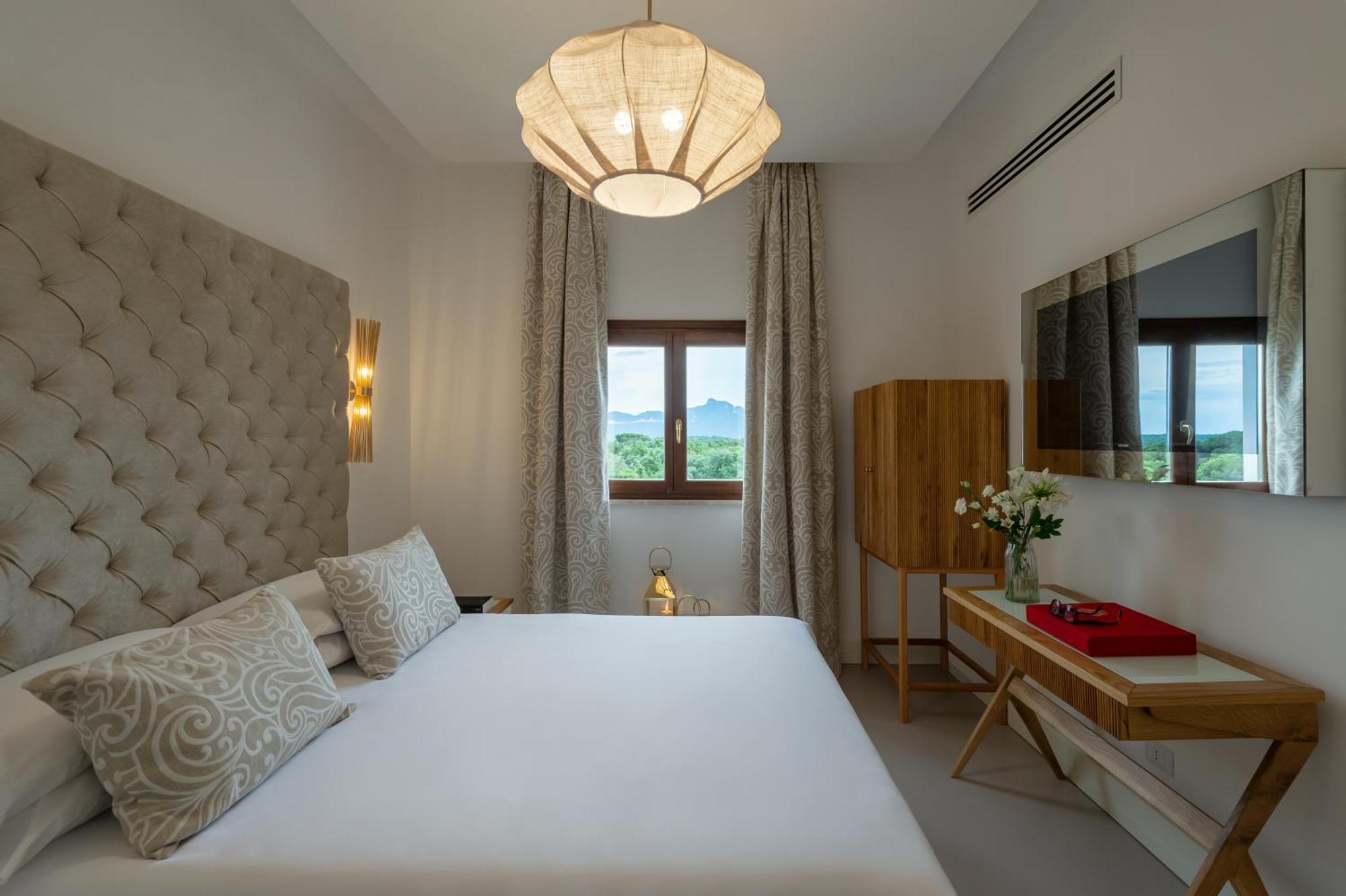 Double Room with Sea or Lake View - Separate Building