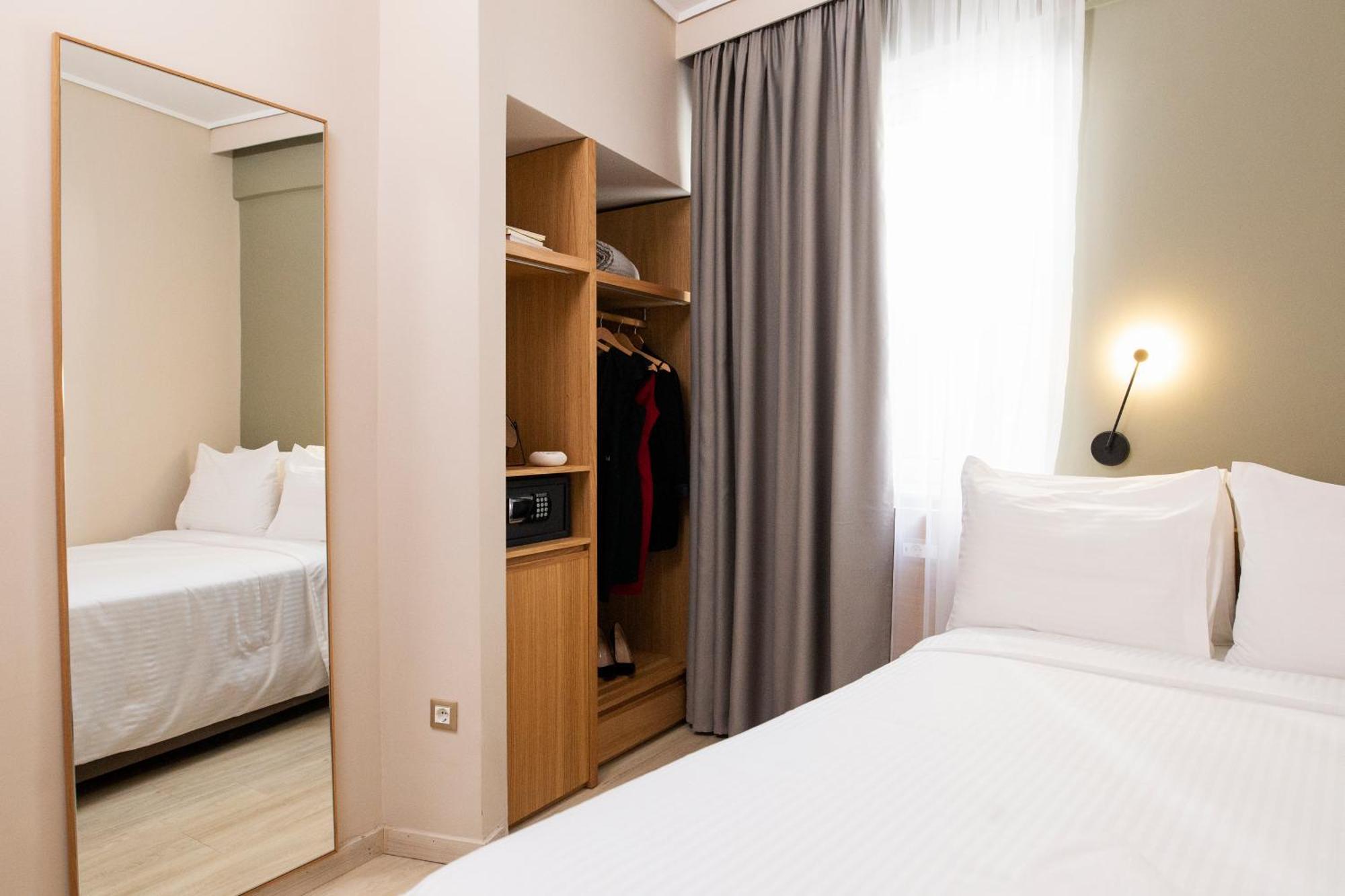 Single Room,1555319650:JPEG