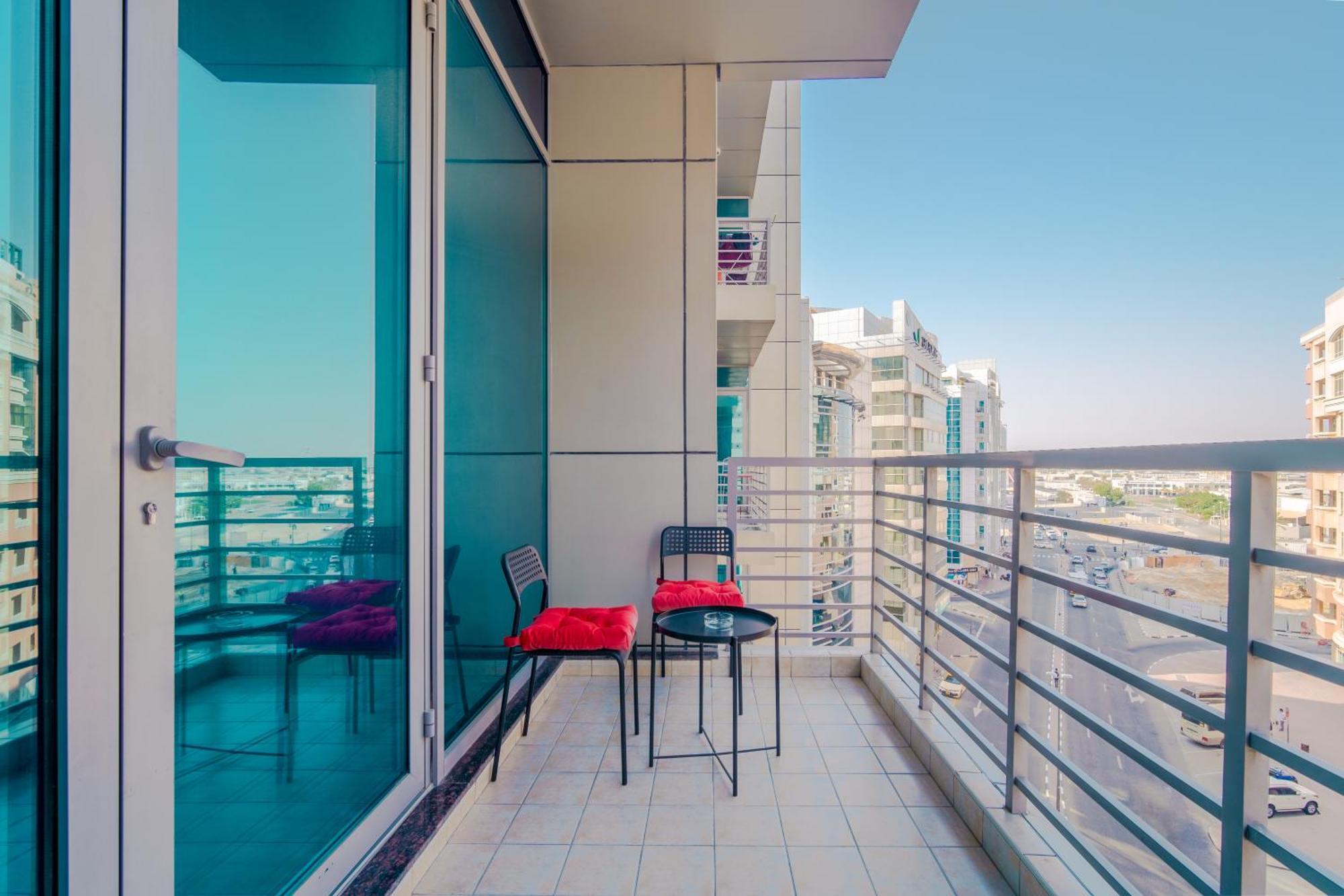 Deluxe Two Bedroom Apartment Balcony,1555429018:JPEG