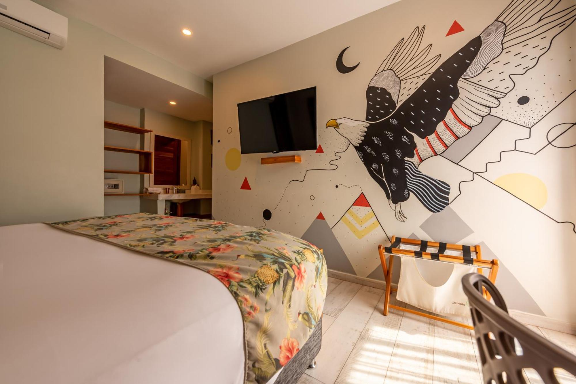 Two-Bedroom Suite,1556163349:JPEG