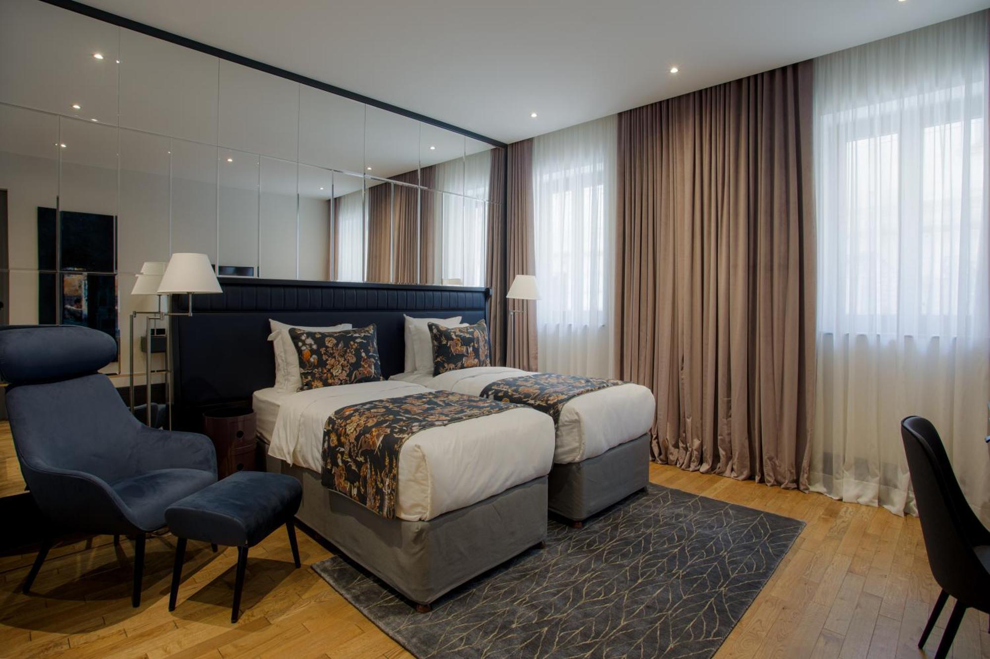 Superior Twin Room,1466418383:JPEG