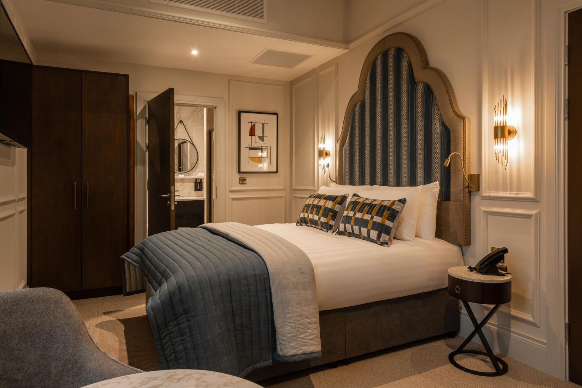 Classic King Room