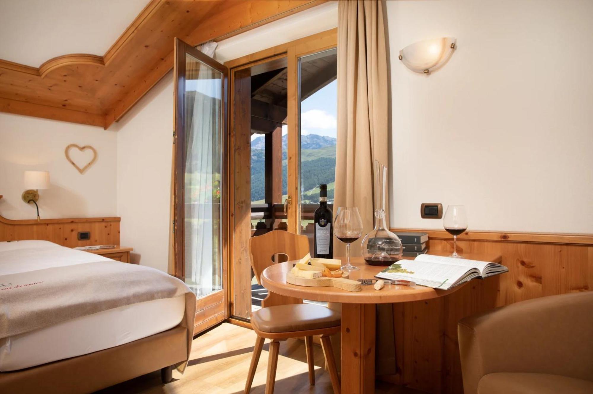 Standard Double or Twin Room Balcony