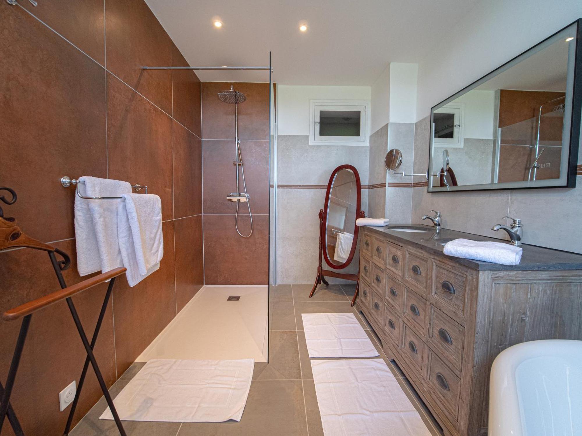 Chambre Double - Vue sur Jardin