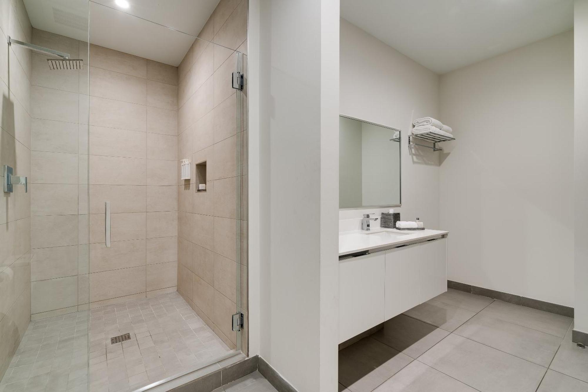 Suite de 3 dormitorios con vistas al agua