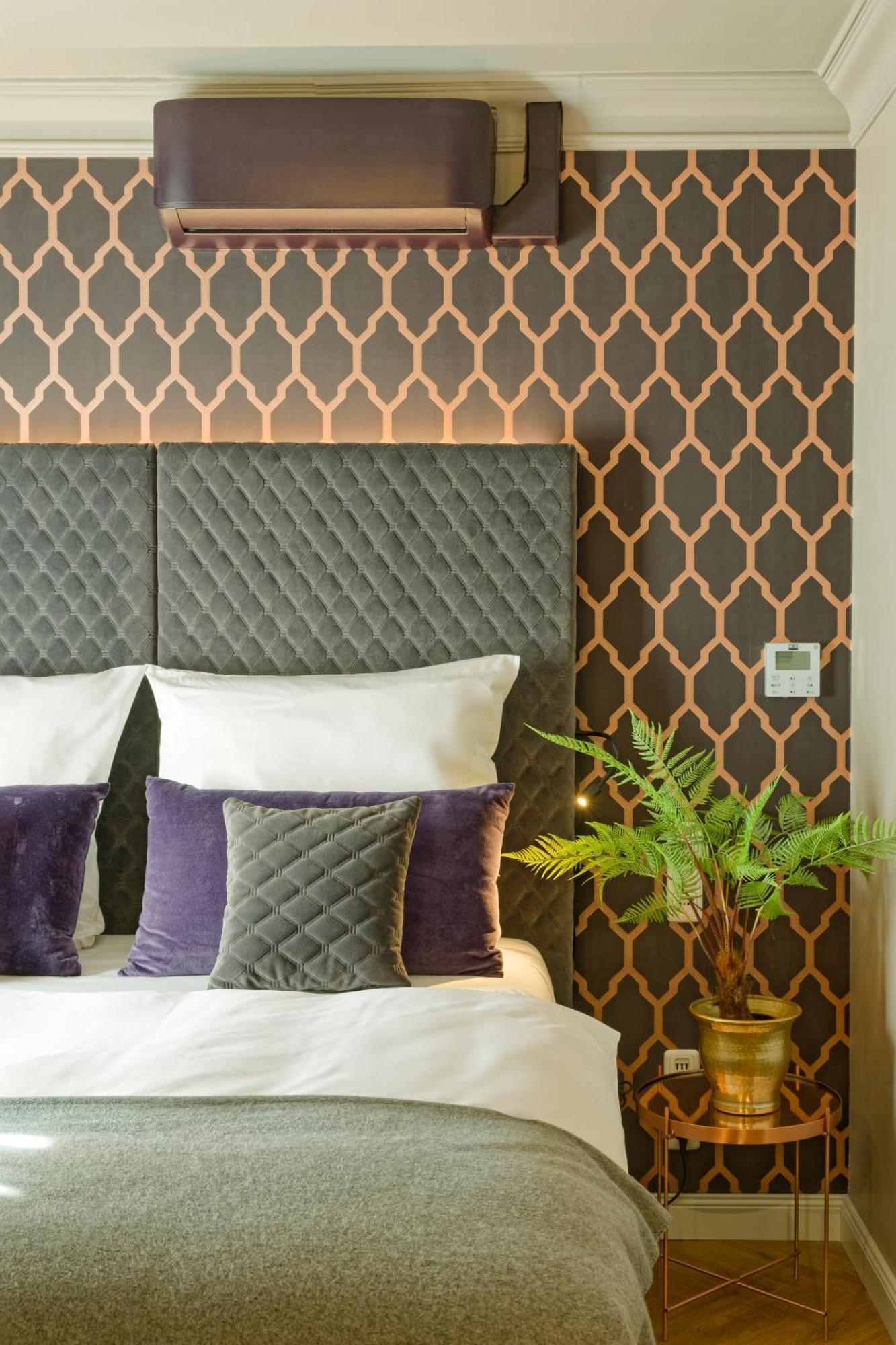 Prestige Double Room,1588042128:JPEG