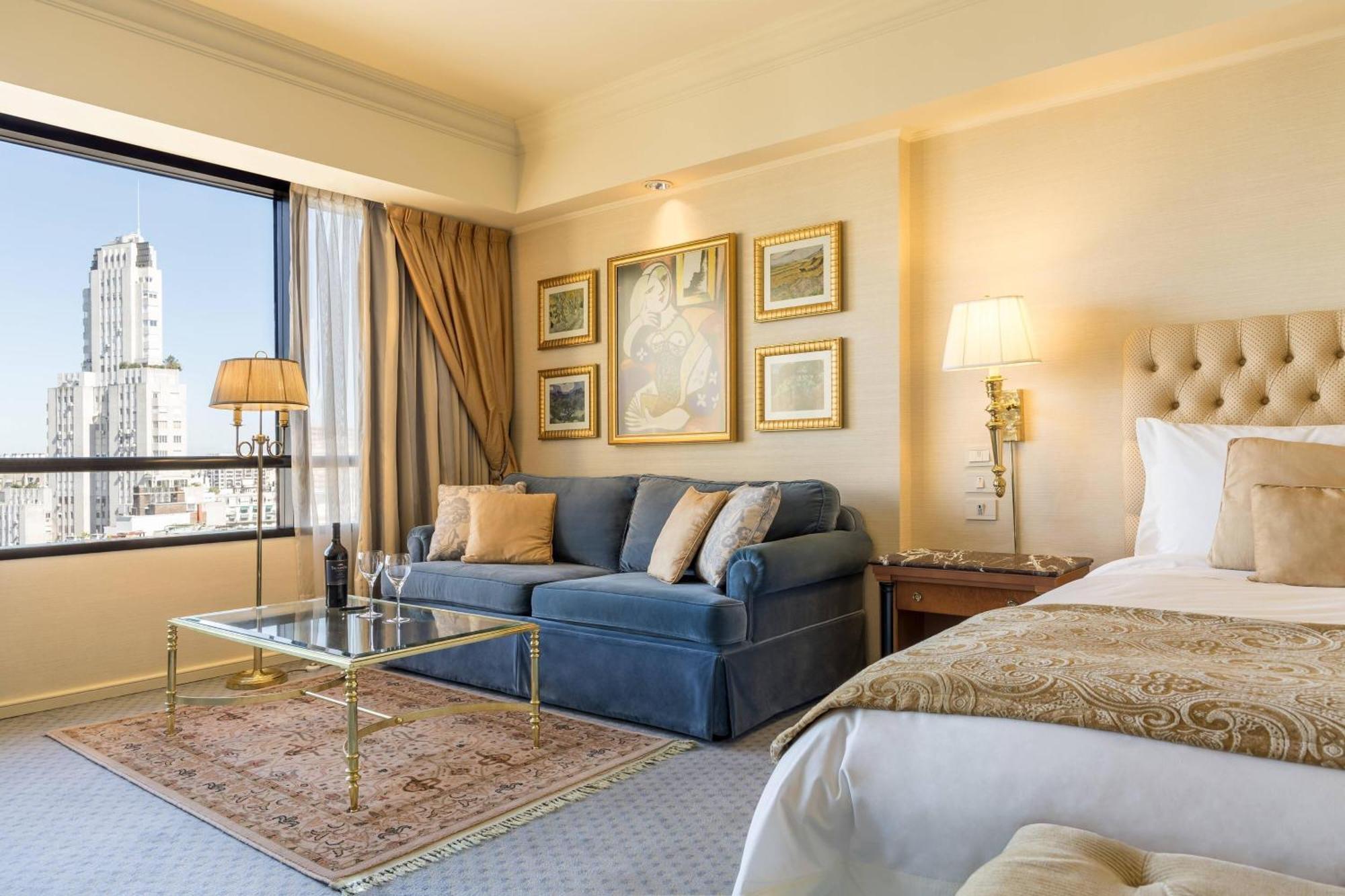 Grand Deluxe King Room City View