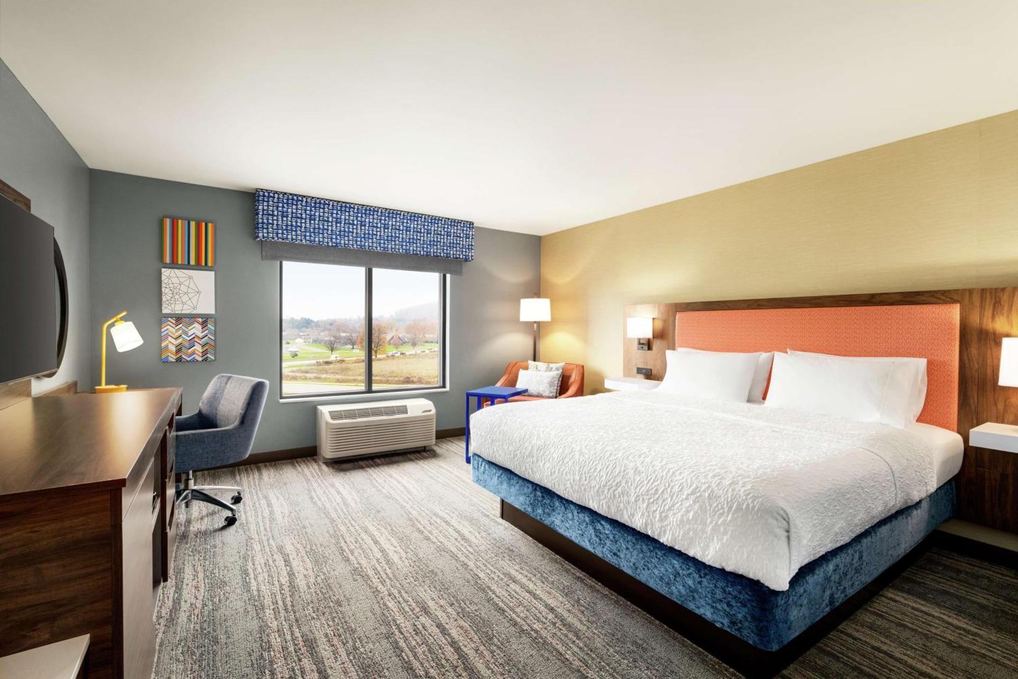 King Room with Mini Fridge - Non-Smoking