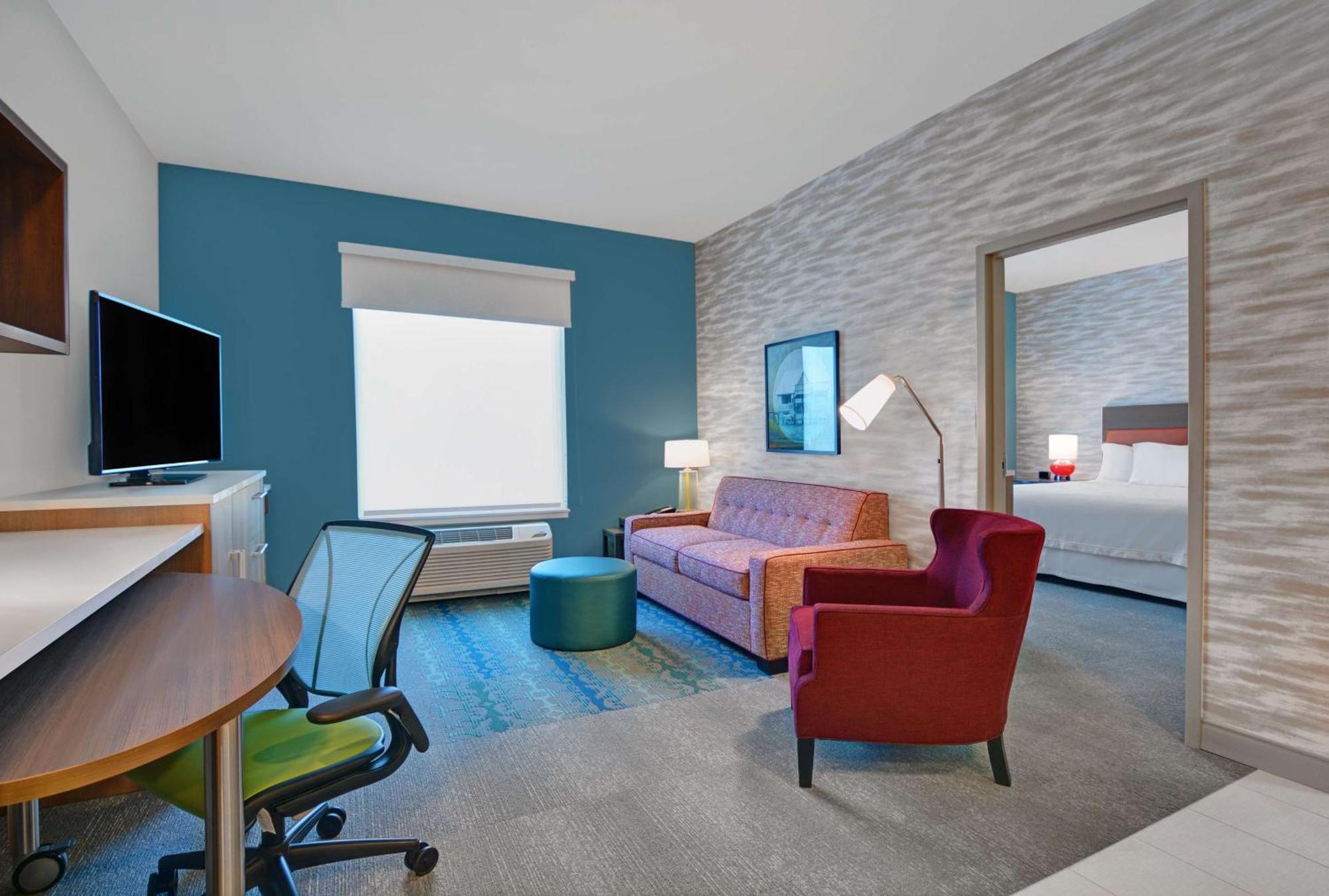 One-Bedroom King Suite Non-Smoking