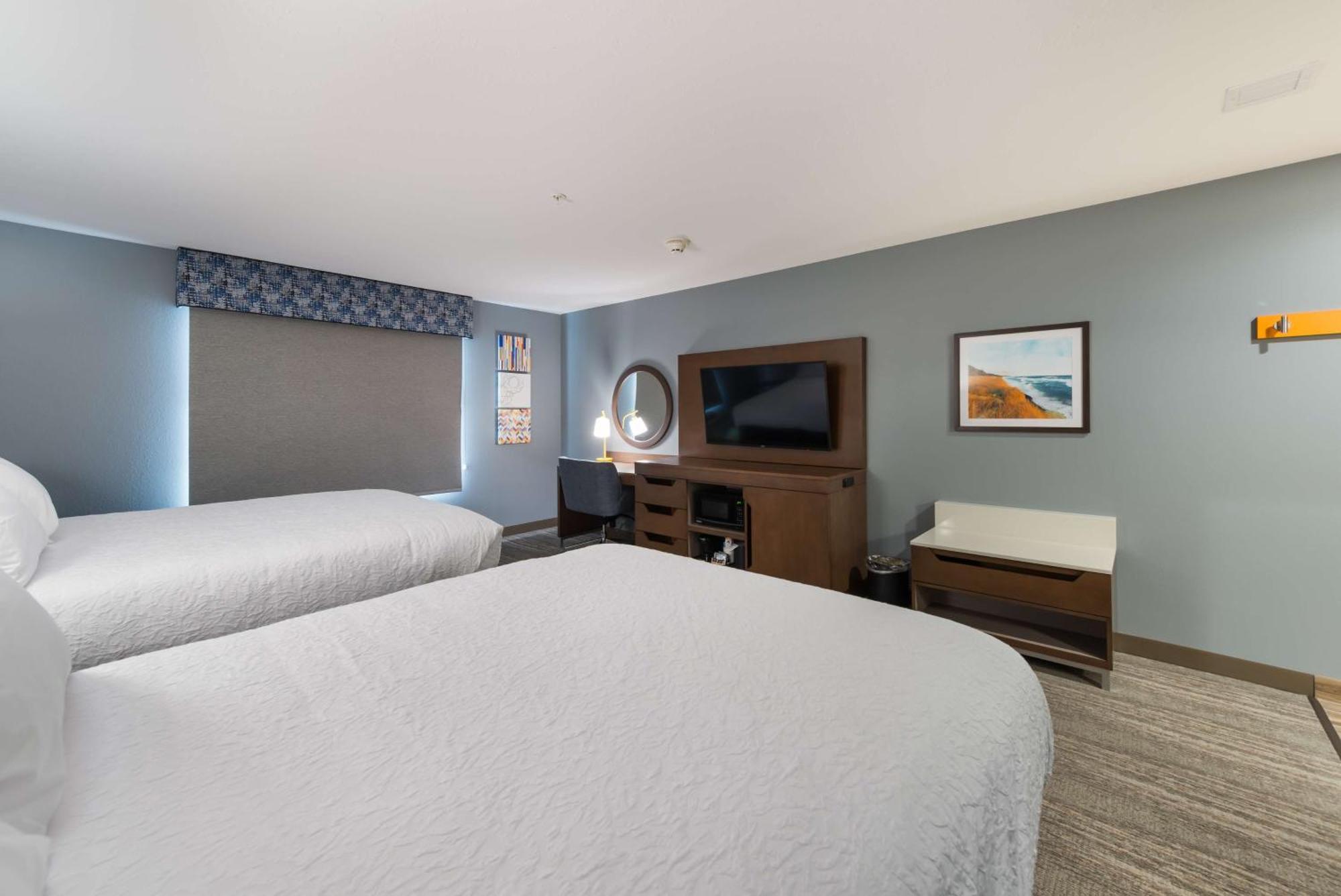 Queen Room with Two Queen Beds - Non-Smoking