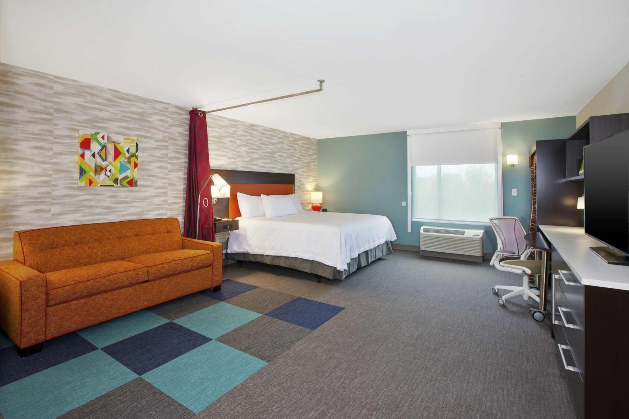 King Studio Suite - Mobility Access/Non-Smoking