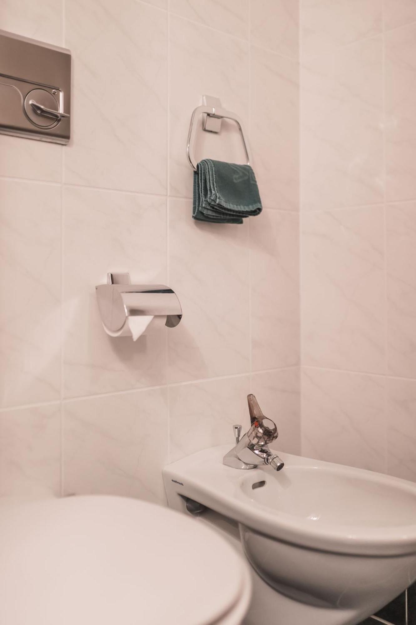 Doppelzimmer mit Balkon