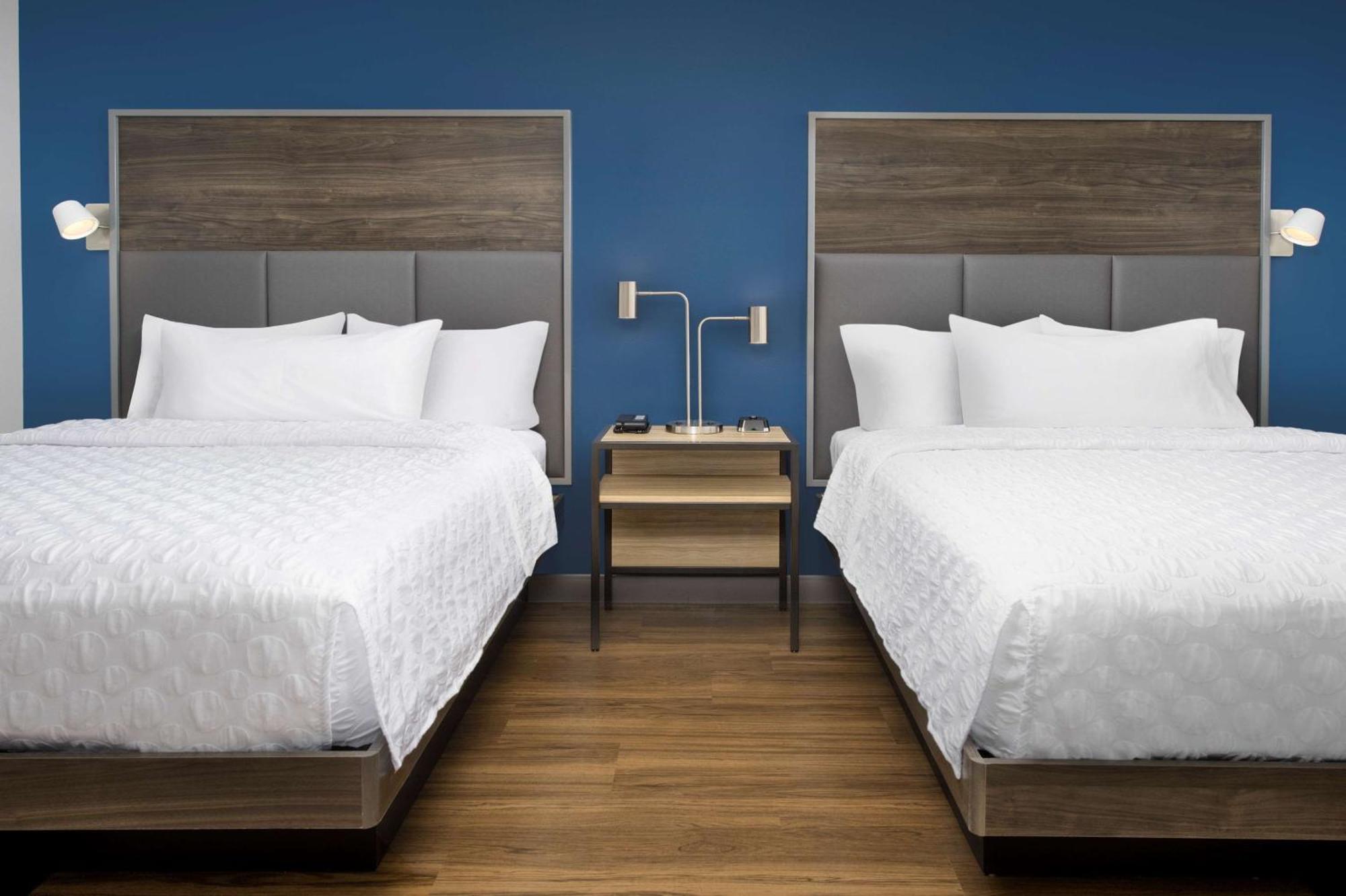 Queen Room with Two Queen Beds - Mobility Access