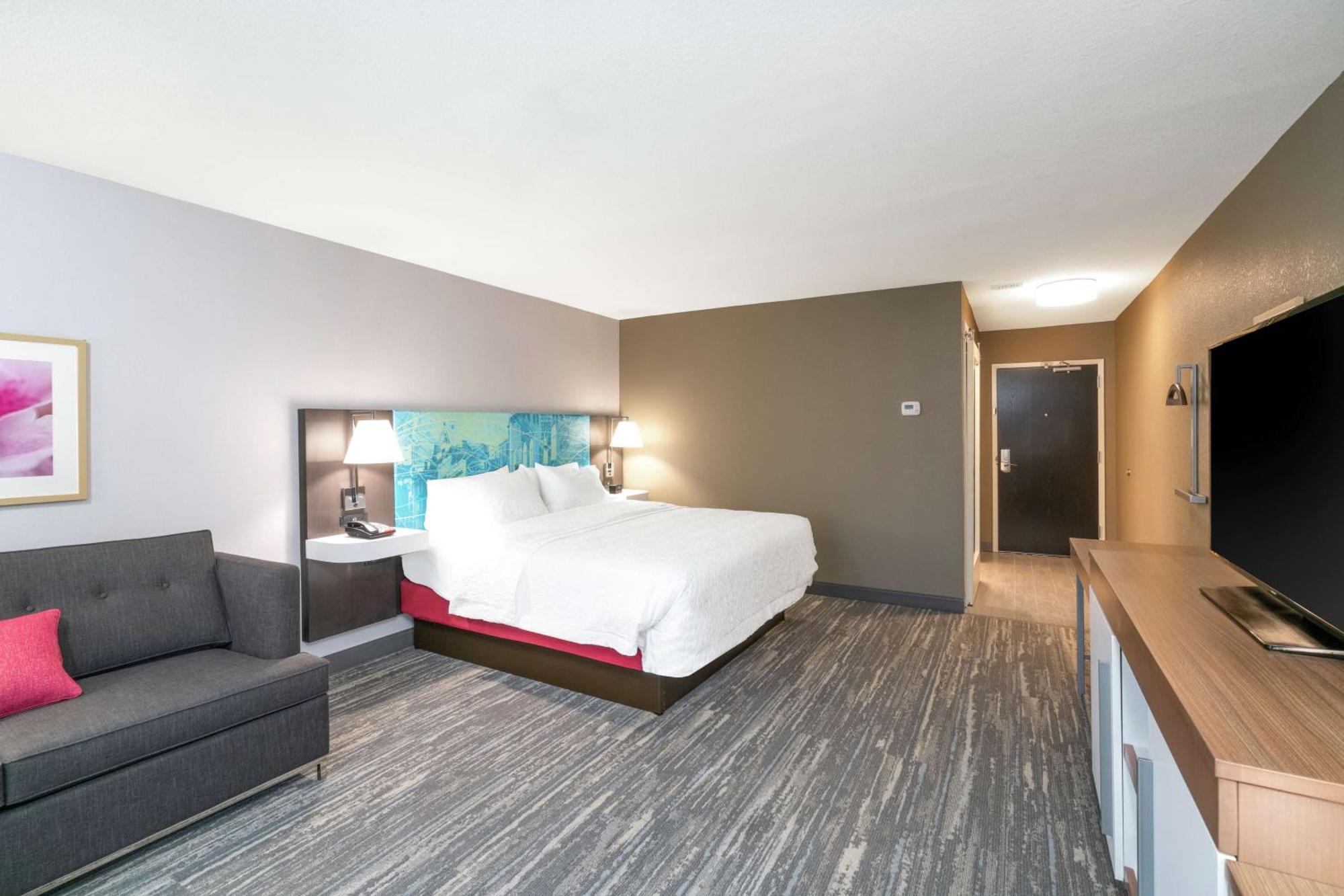 King Room with Sofa Bed- Non-Smoking
