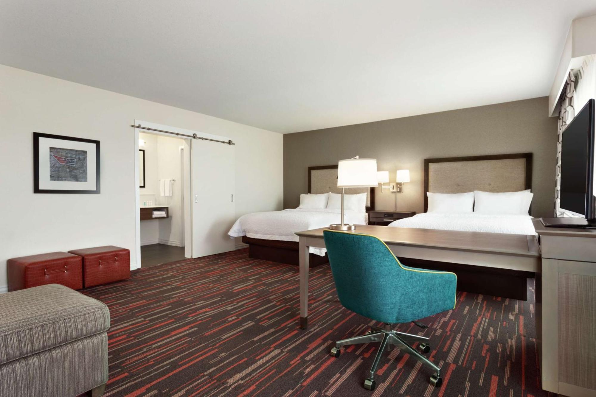 Queen Studio Suite with Two Queen Beds - Non-Smoking